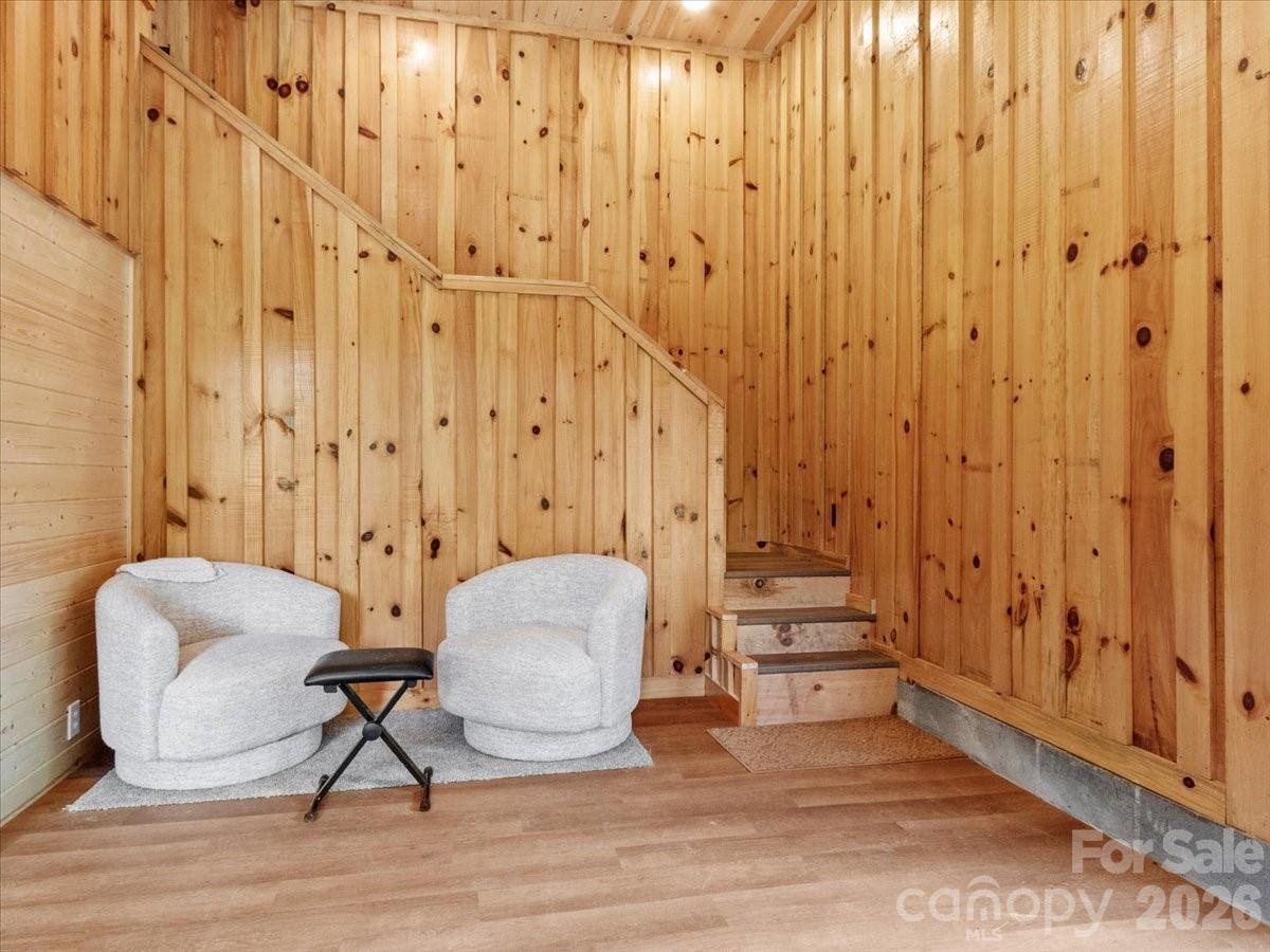 323 McCurrey Road — Burnsville