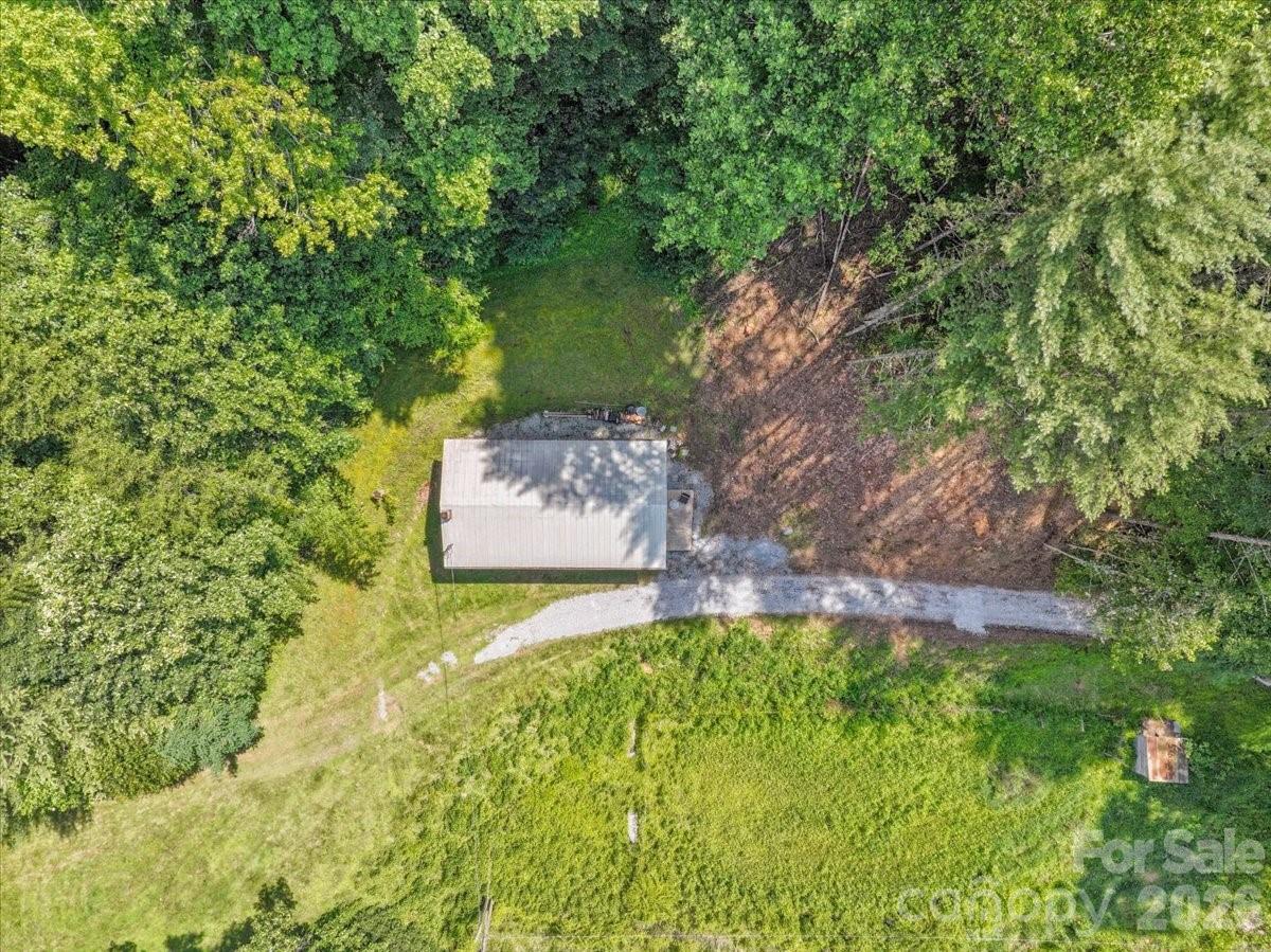 323 McCurrey Road — Burnsville