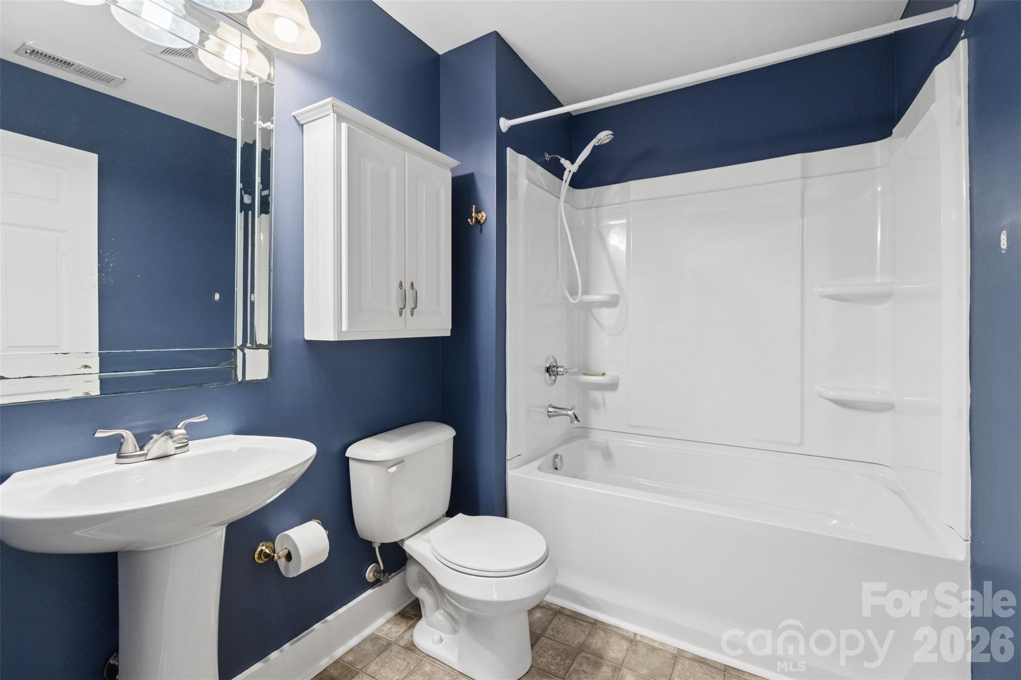 202 E Hargrave Street — Wadesboro