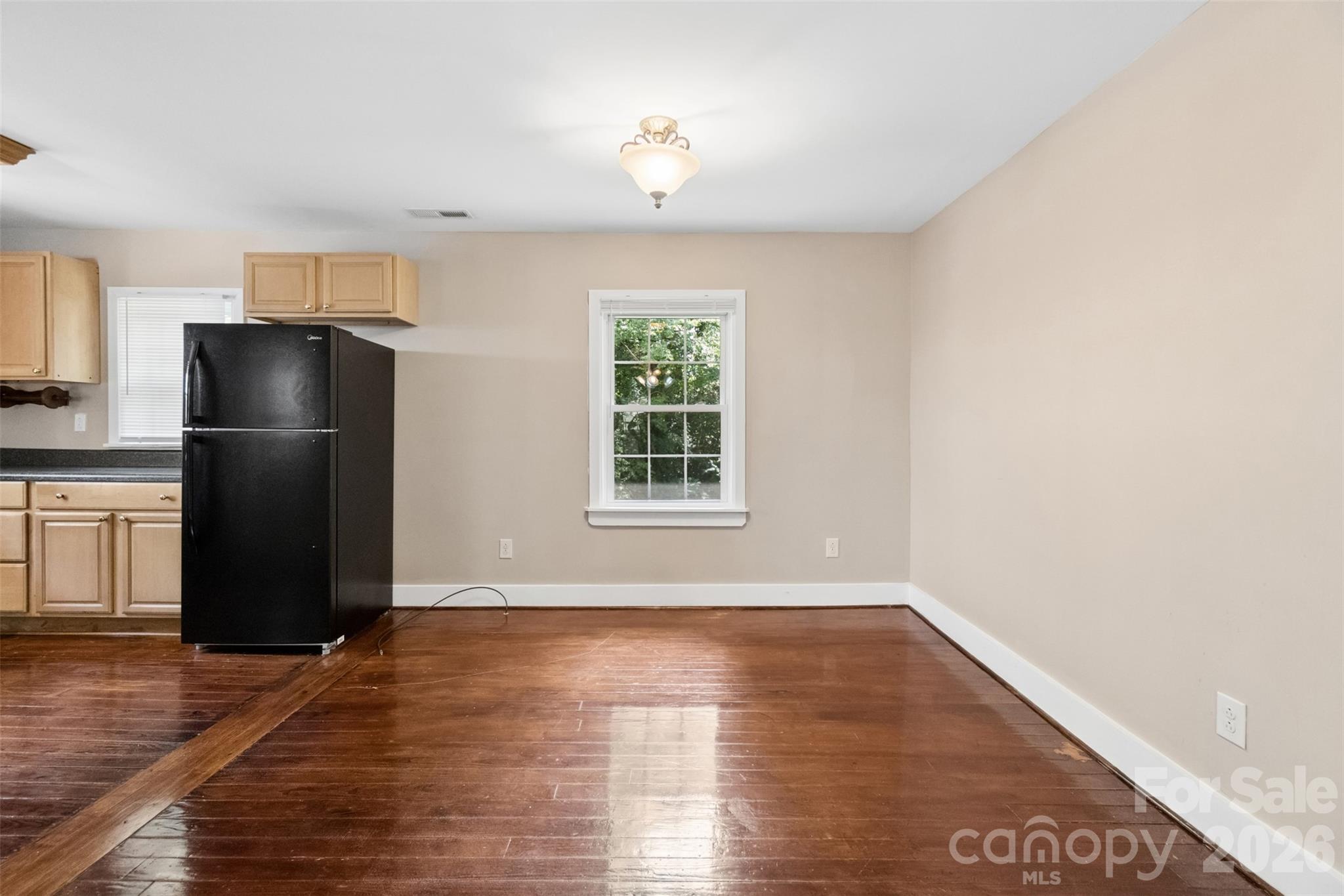 202 E Hargrave Street — Wadesboro