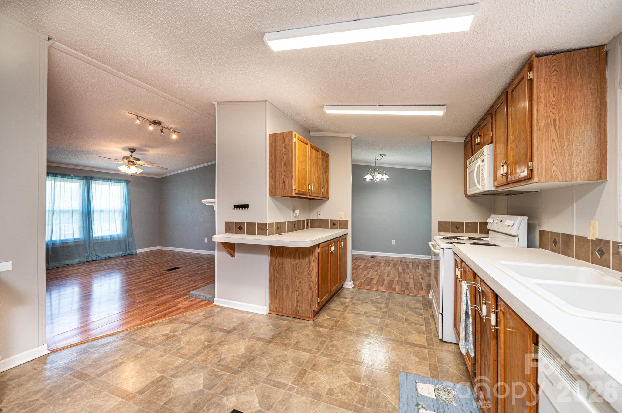 3825 Berry Creek Circle — Granite Falls