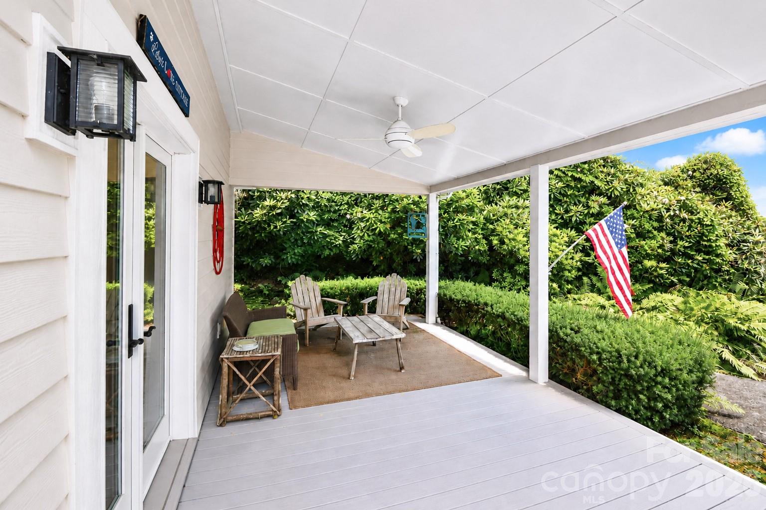 315 Green Hill Woods — Blowing Rock