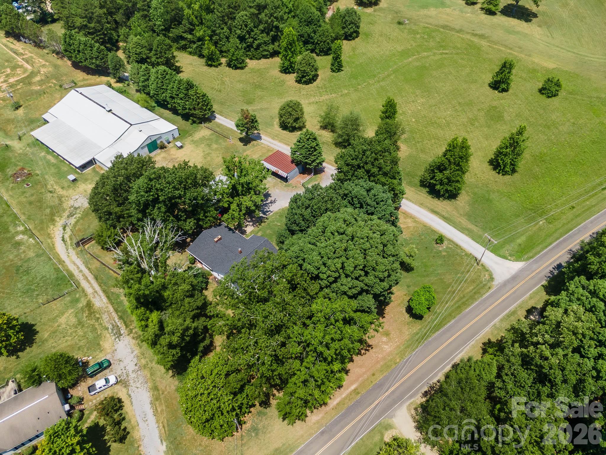 610 Helton Road — Cherryville