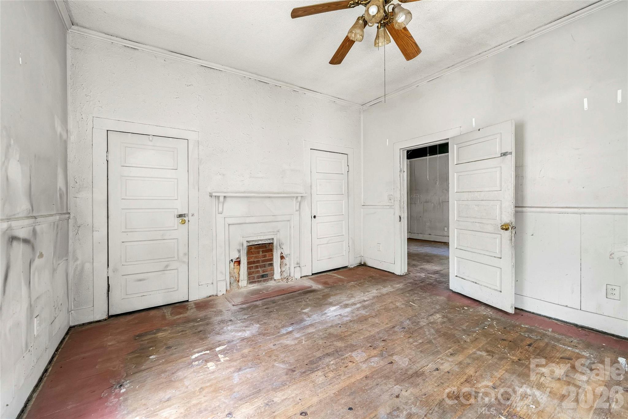 114 W 6th Avenue — Gastonia