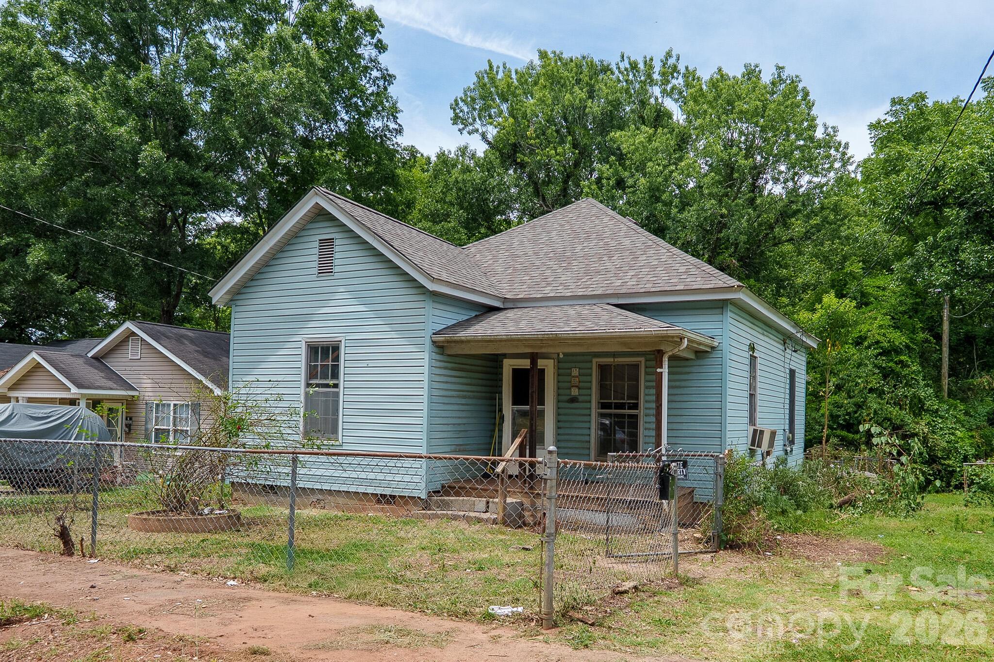 114 W 6th Avenue — Gastonia