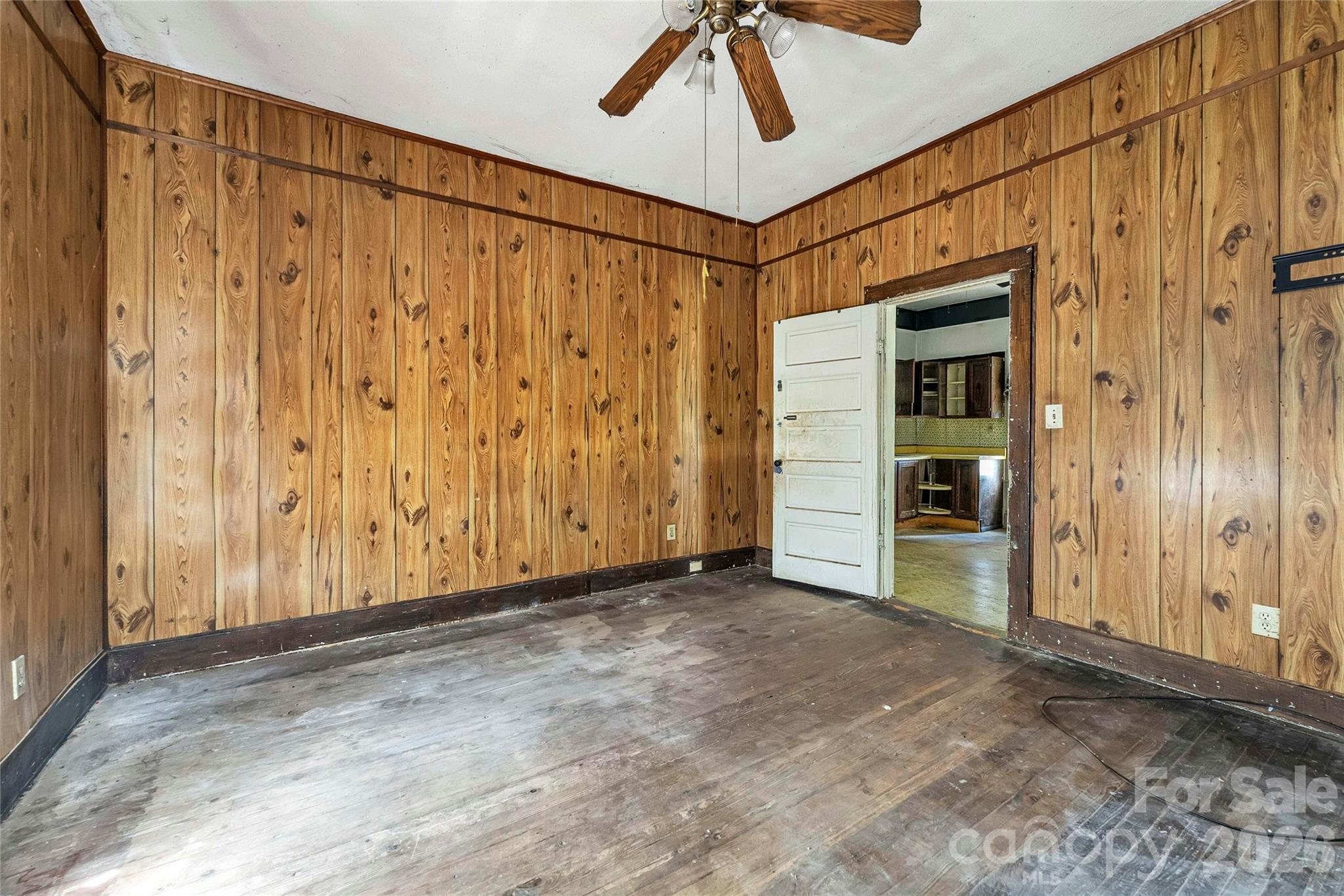 114 W 6th Avenue — Gastonia