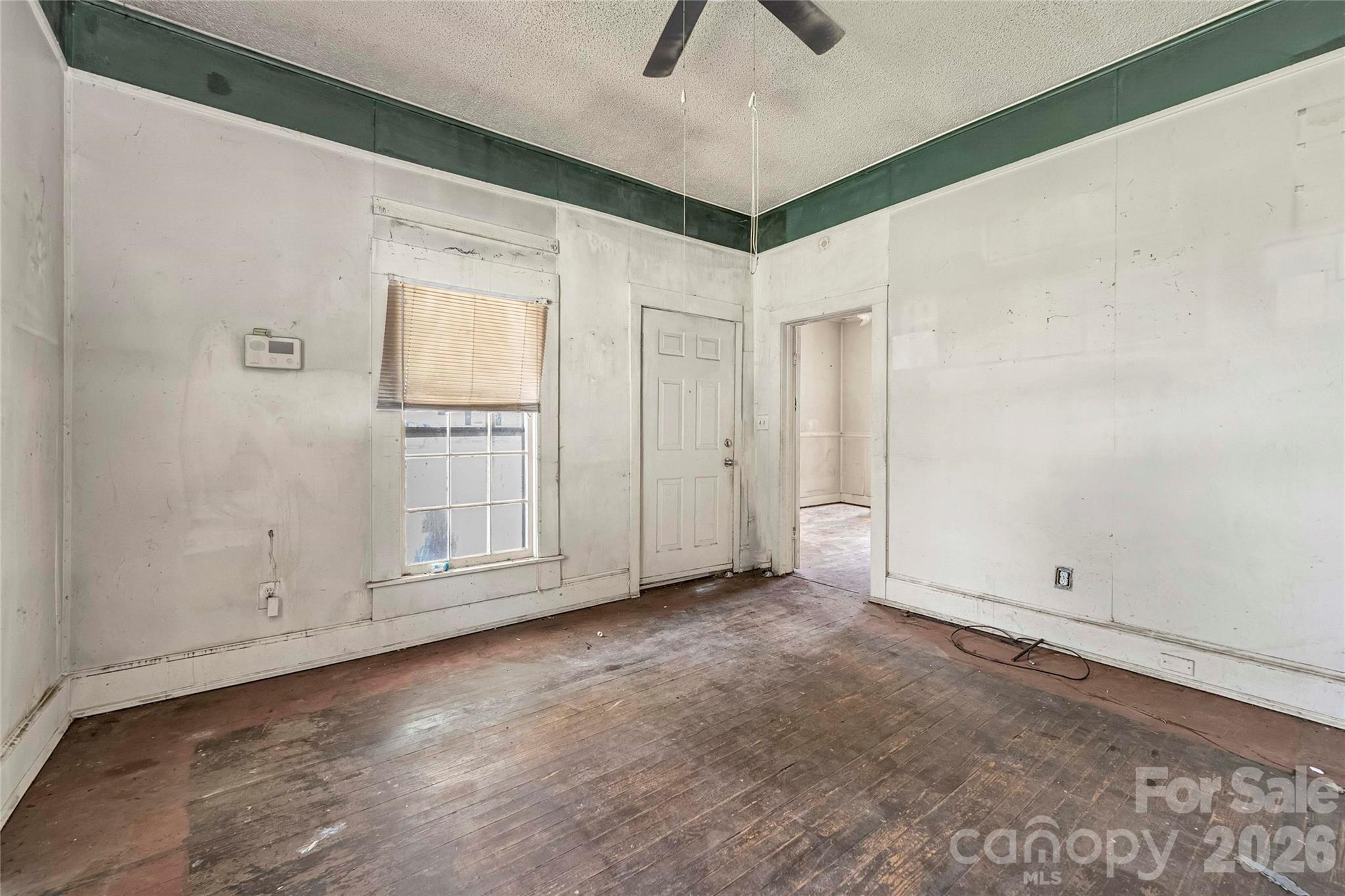 114 W 6th Avenue — Gastonia