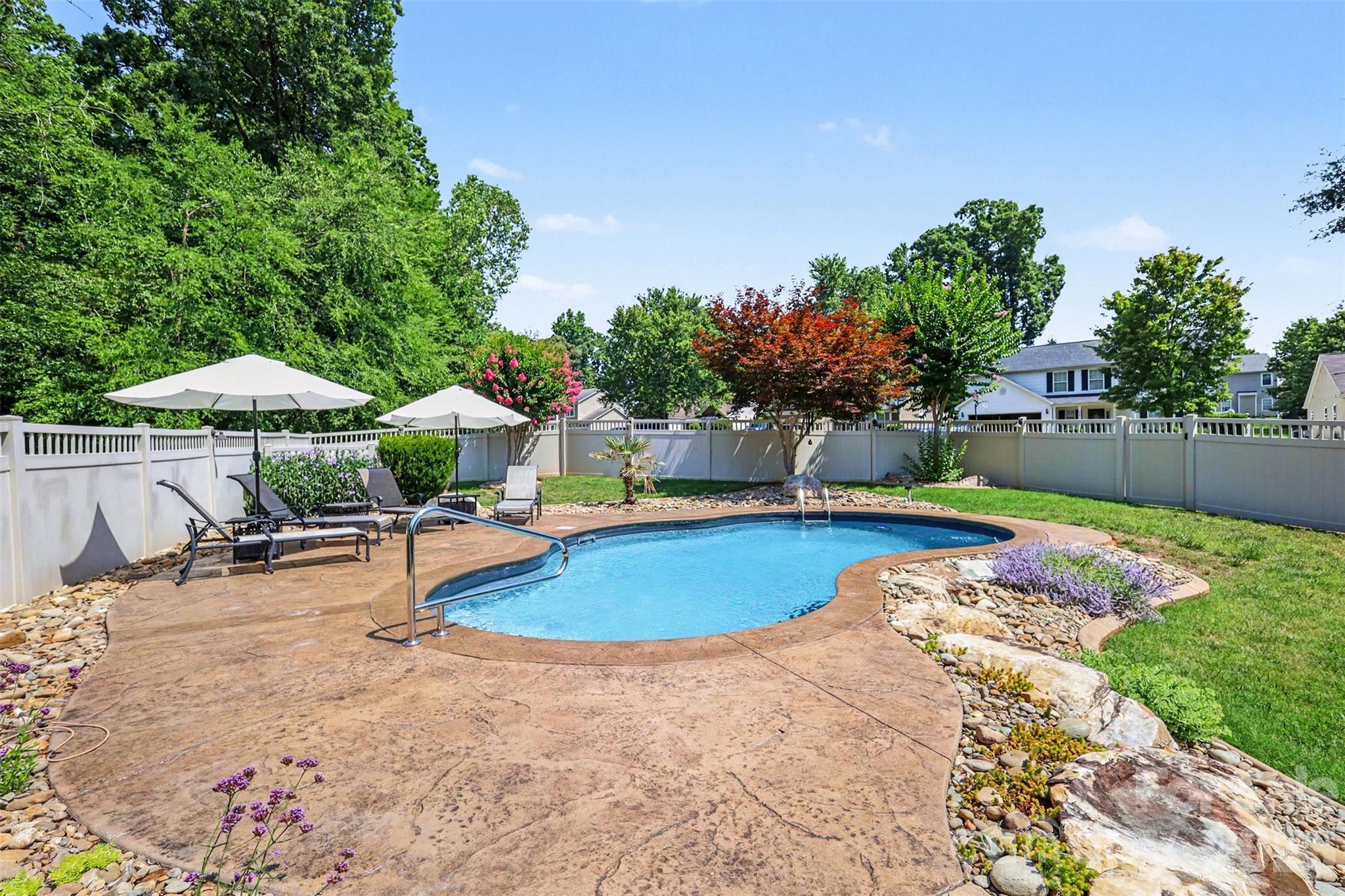 409 Dutchmans Meadow Drive — Mount Holly