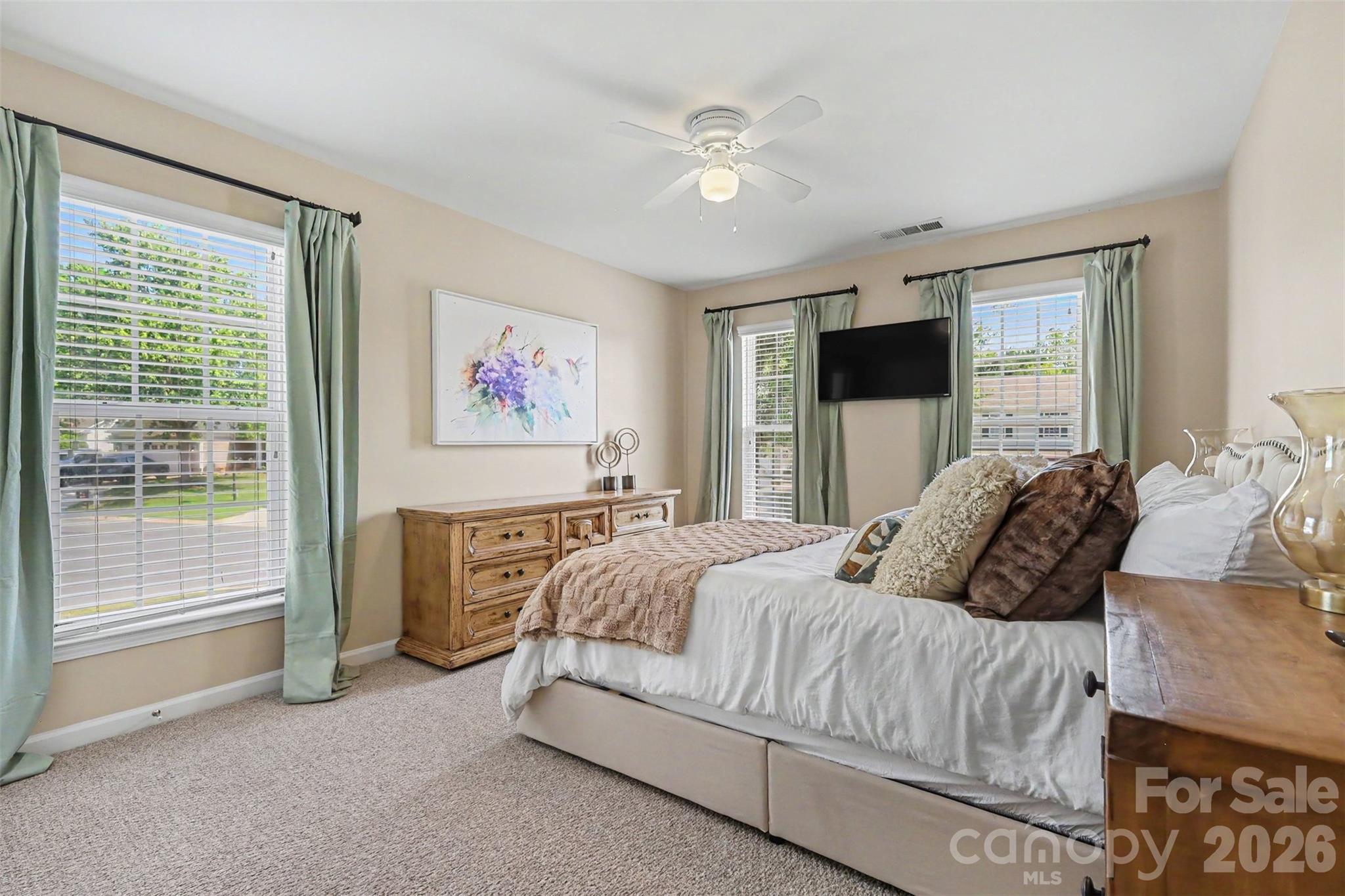 409 Dutchmans Meadow Drive — Mount Holly