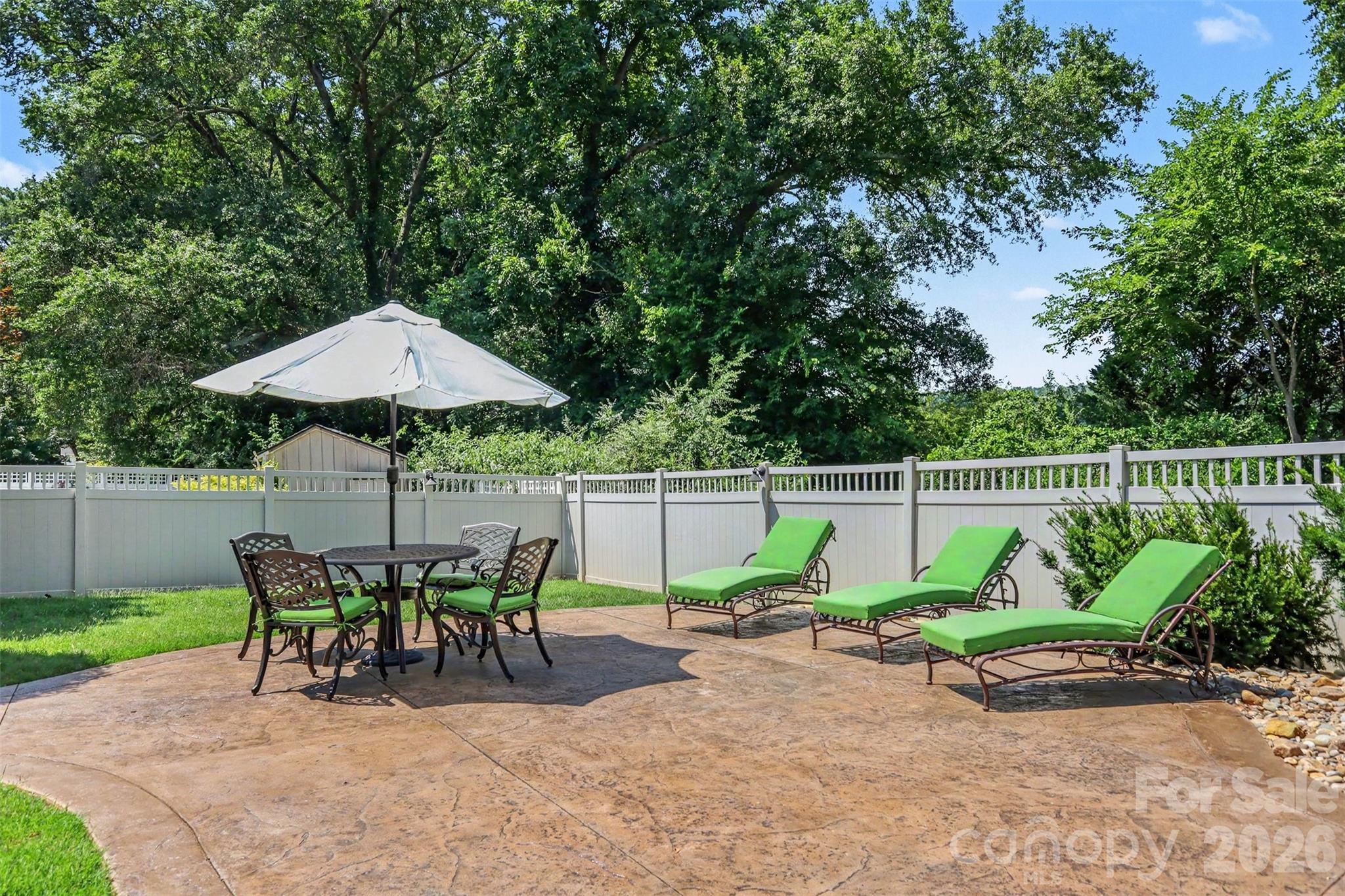 409 Dutchmans Meadow Drive — Mount Holly