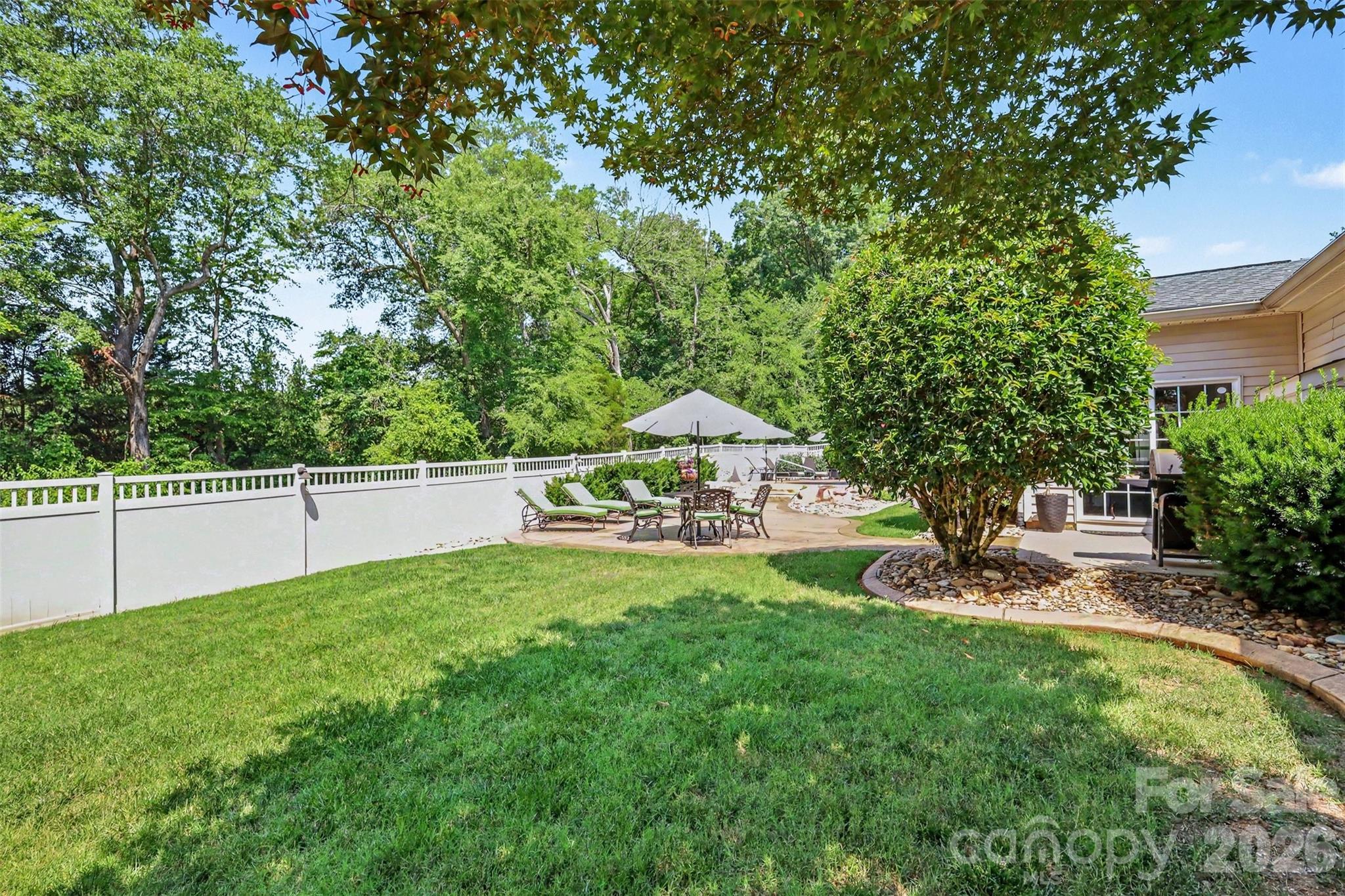 409 Dutchmans Meadow Drive — Mount Holly