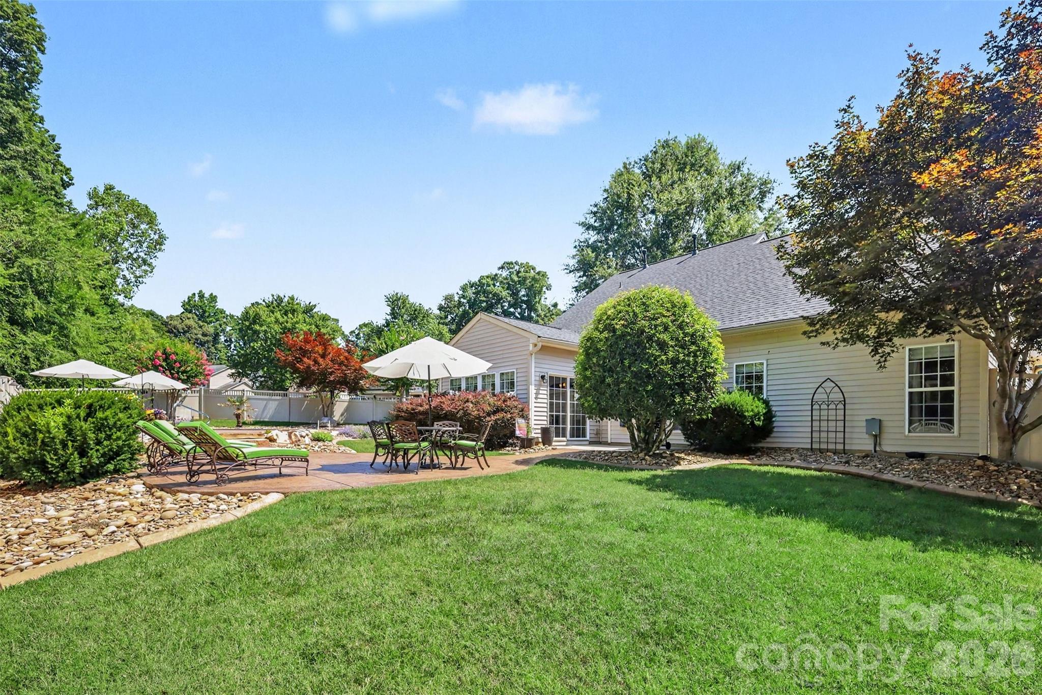 409 Dutchmans Meadow Drive — Mount Holly