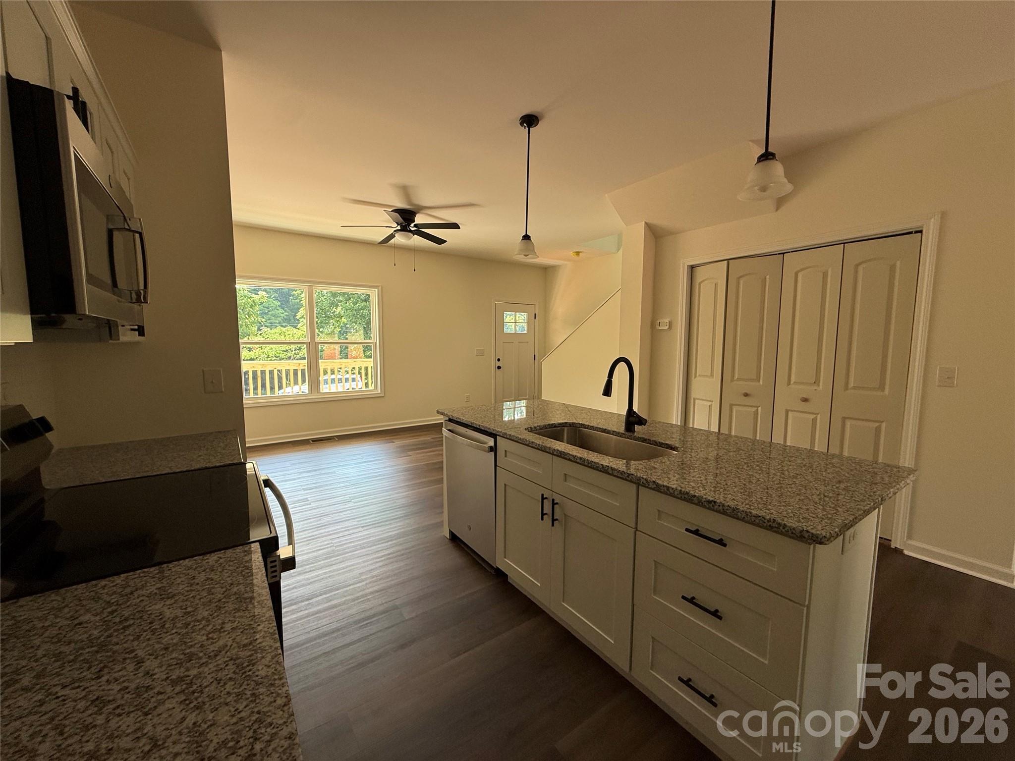 227 S Caldwell Avenue — Newton
