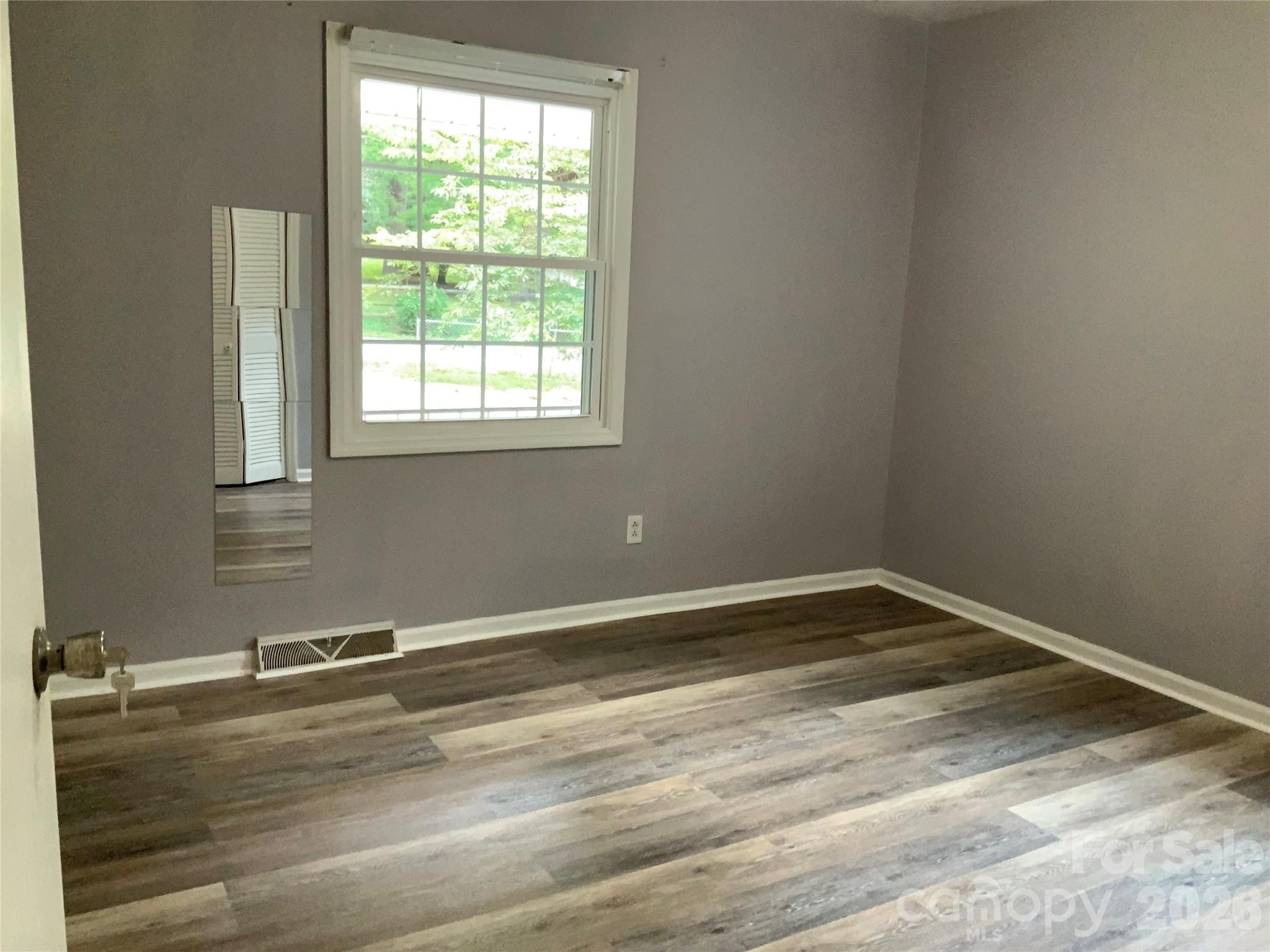 44 Rathfarnham Road — Asheville