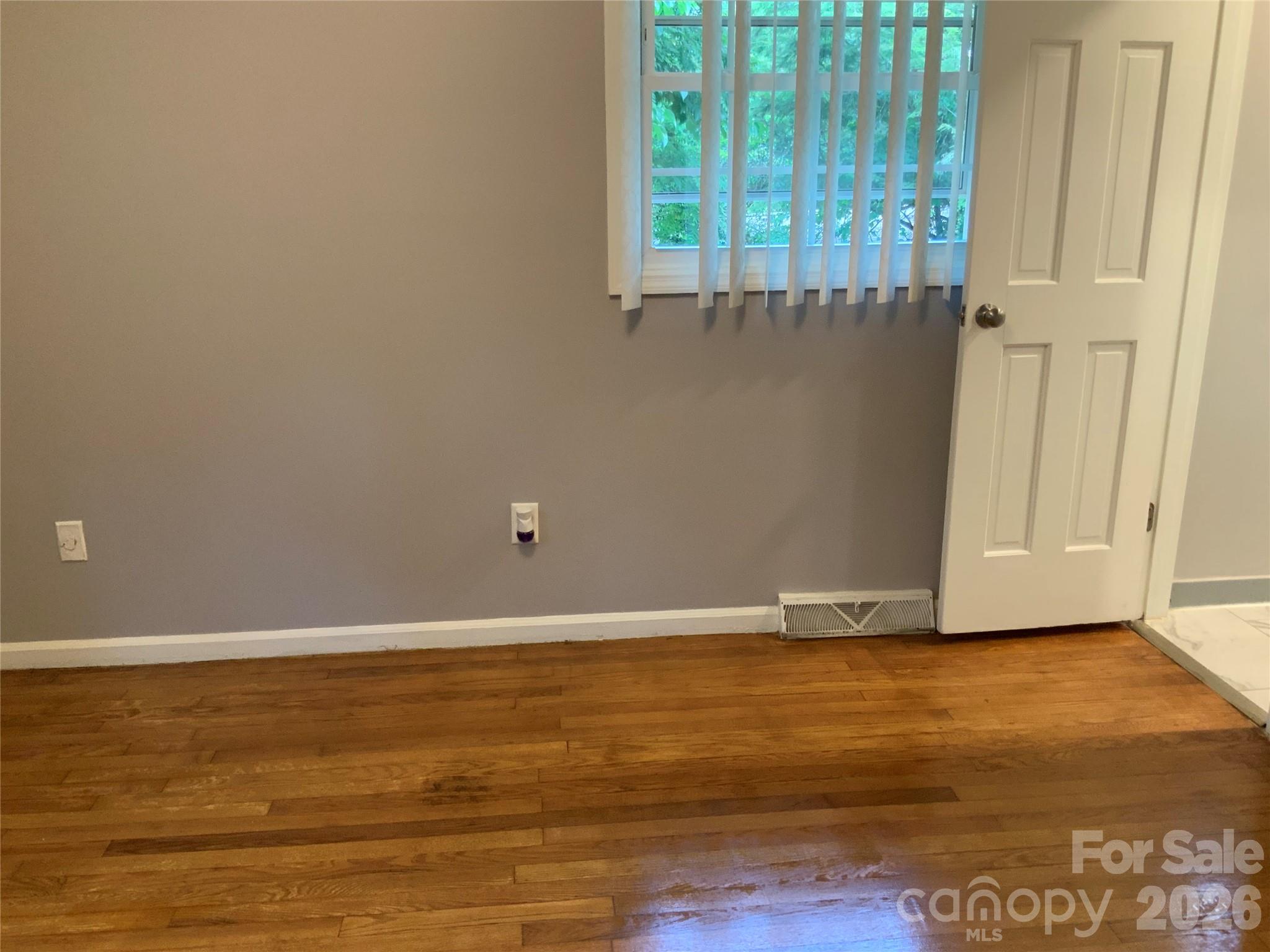 44 Rathfarnham Road — Asheville