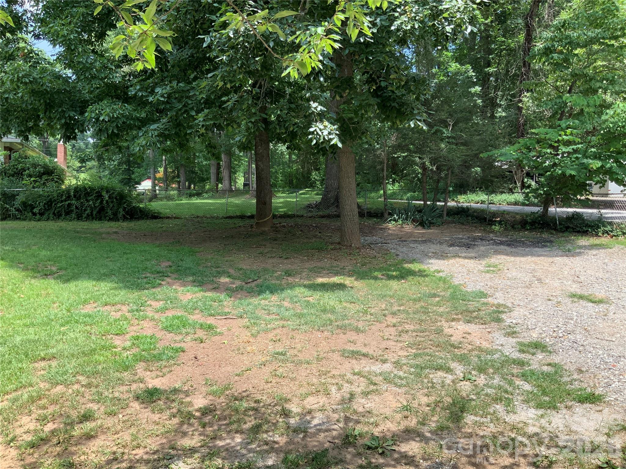 44 Rathfarnham Road — Asheville
