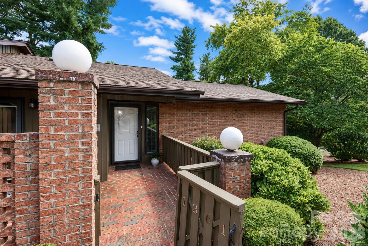 1361 Radio Road — Statesville