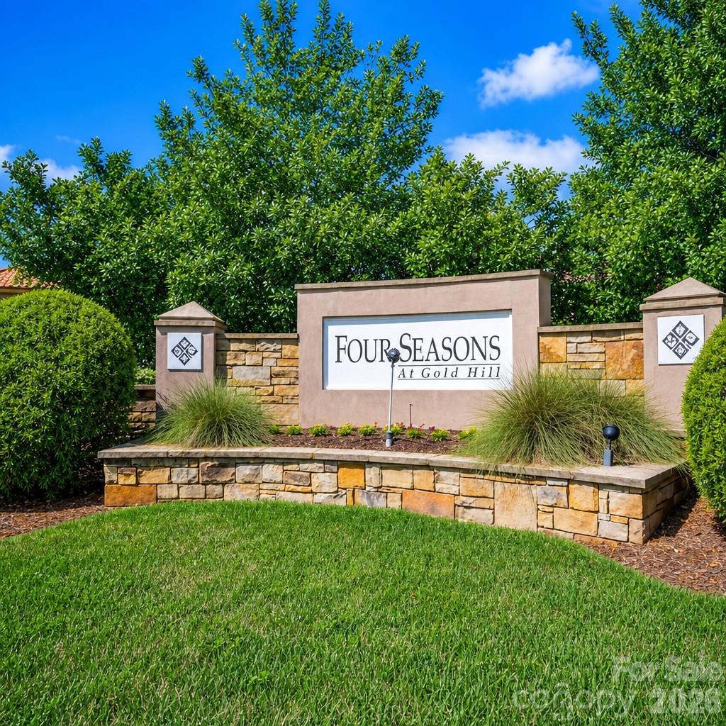 1712 Quartz Ridge — Fort Mill