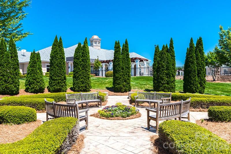 1712 Quartz Ridge — Fort Mill