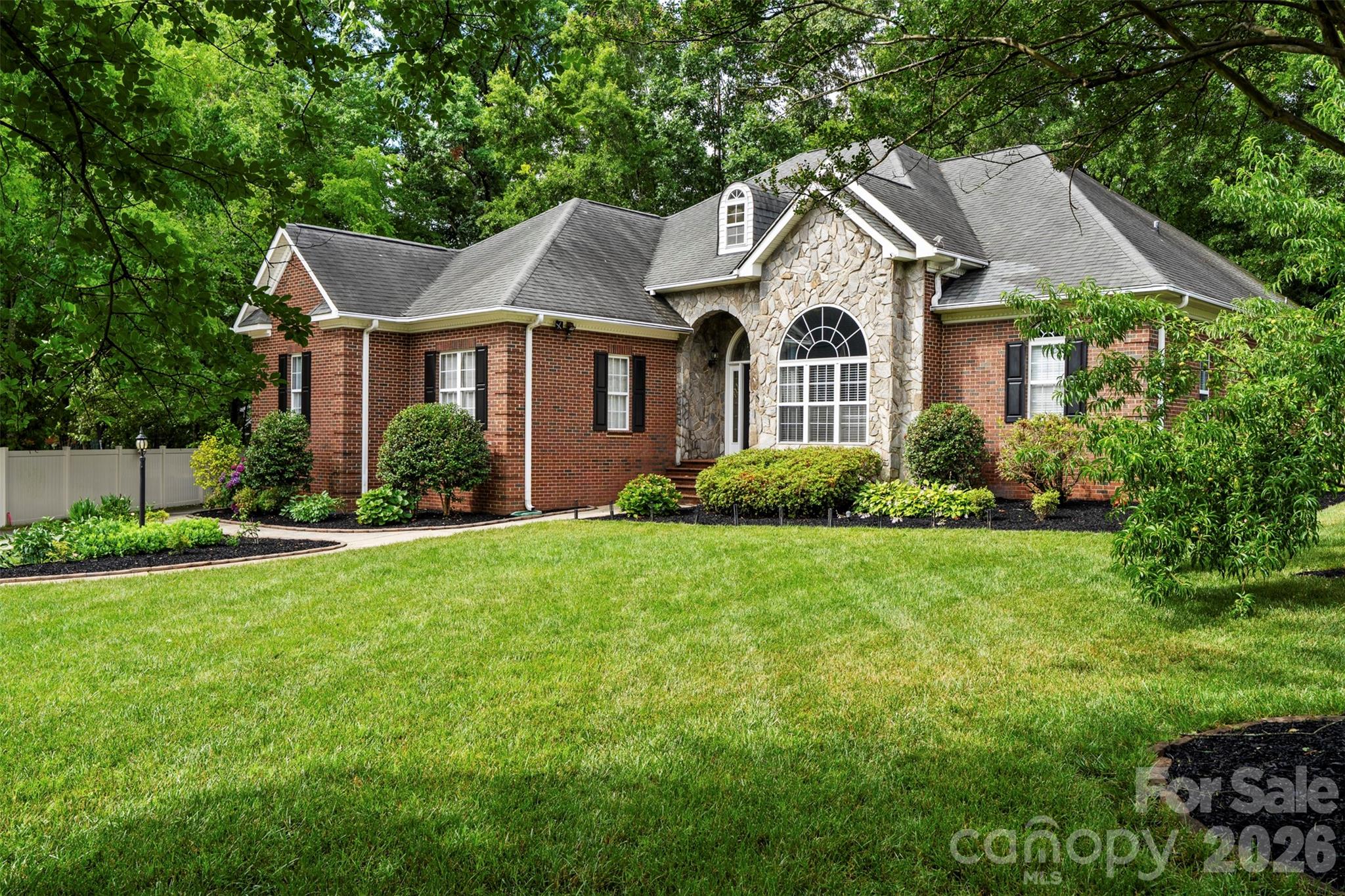 3003 Rochester Court — Monroe