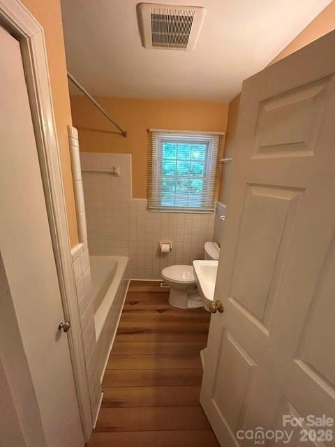 11 Mountain Road — Hendersonville