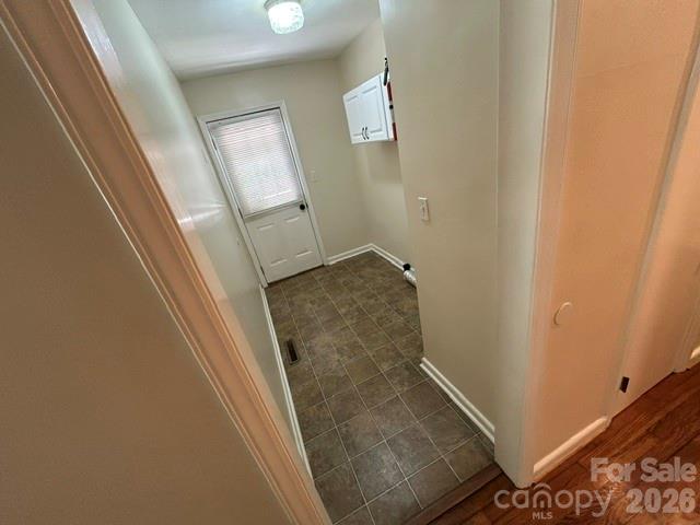 11 Mountain Road — Hendersonville