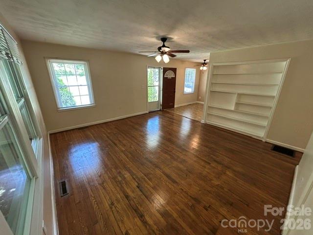 11 Mountain Road — Hendersonville