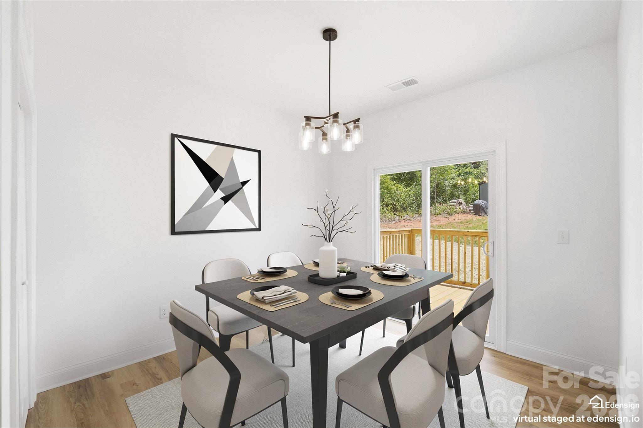 116 7th Avenue SE — Hickory