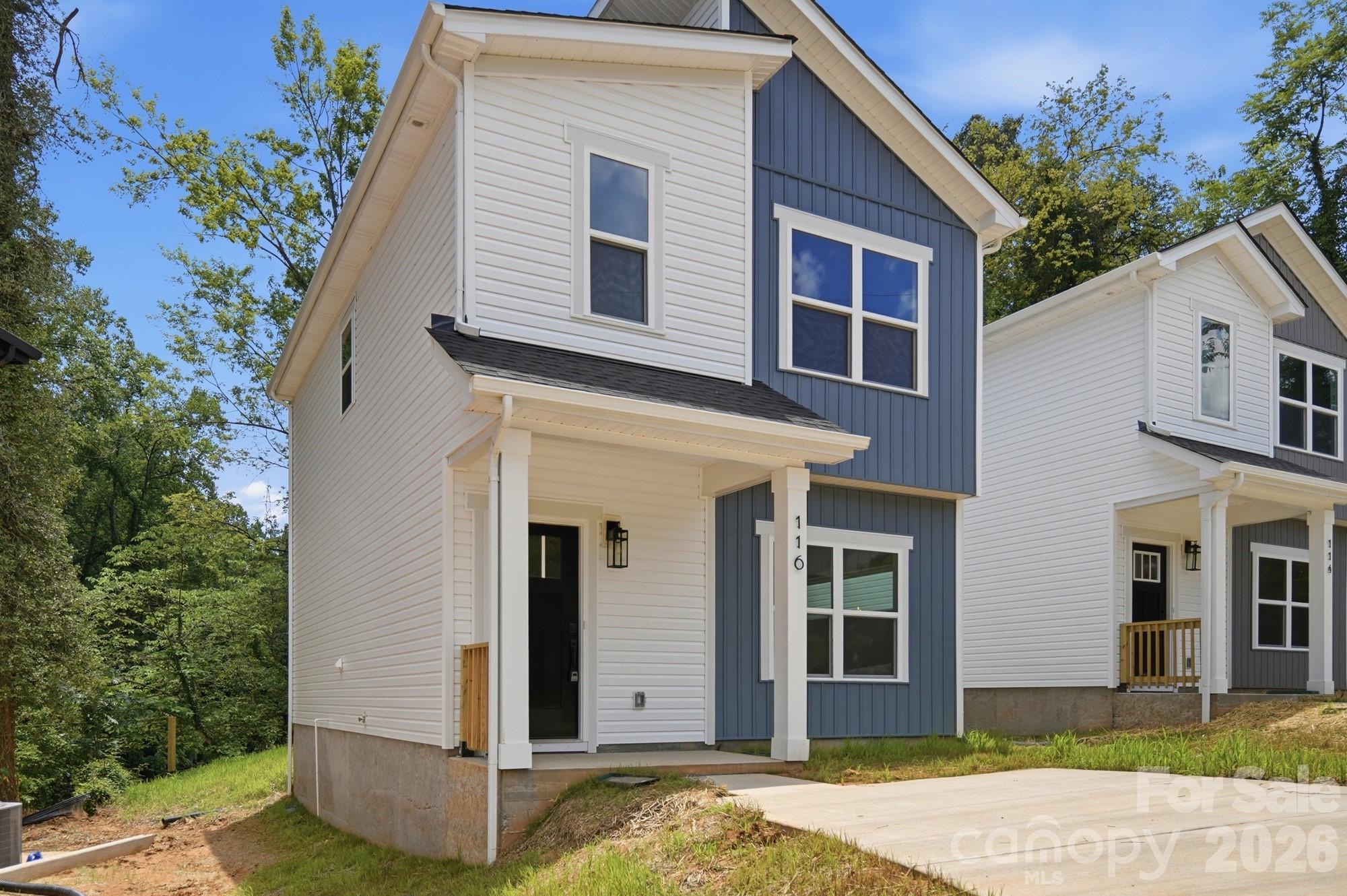 116 7th Avenue SE — Hickory