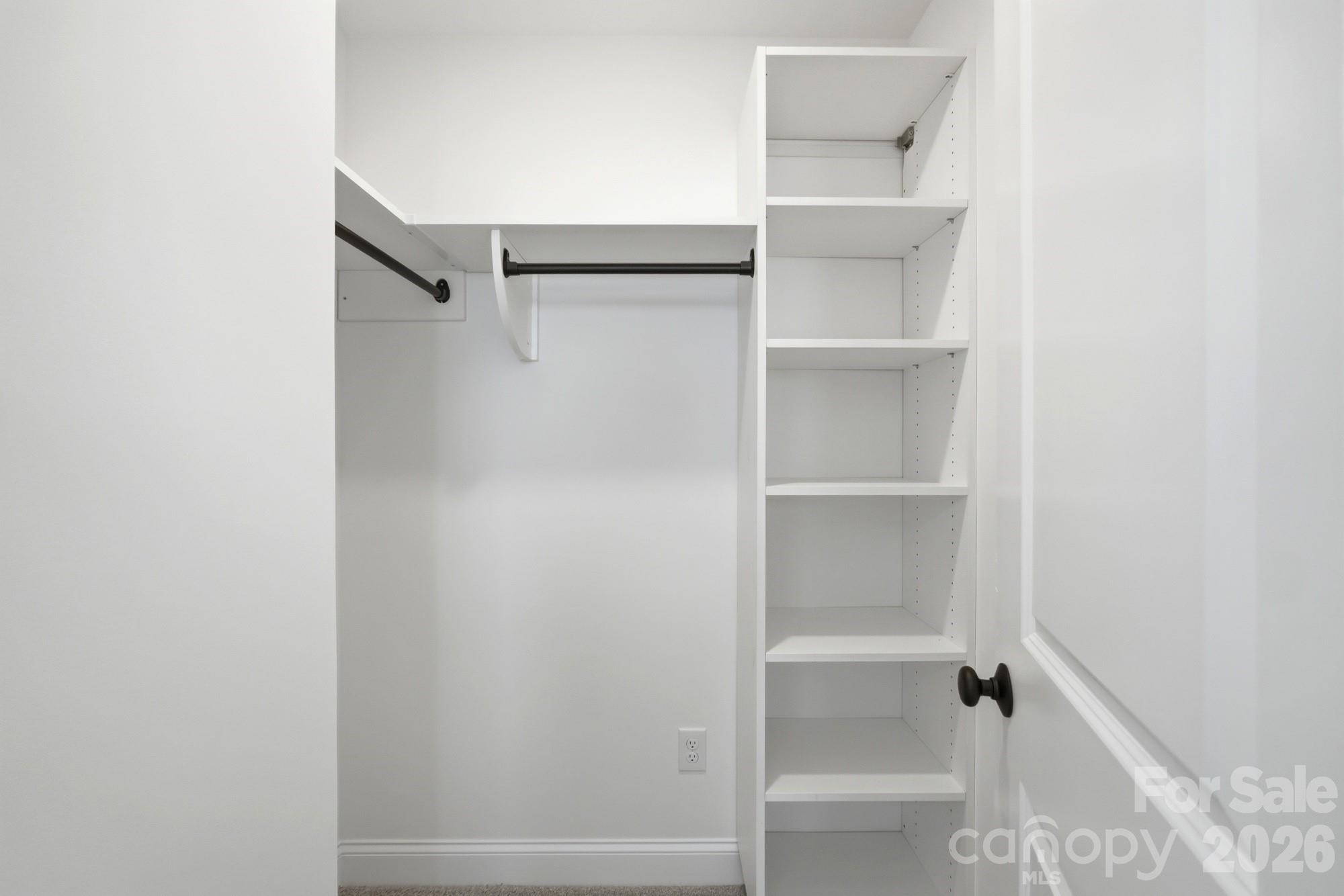 116 7th Avenue SE — Hickory