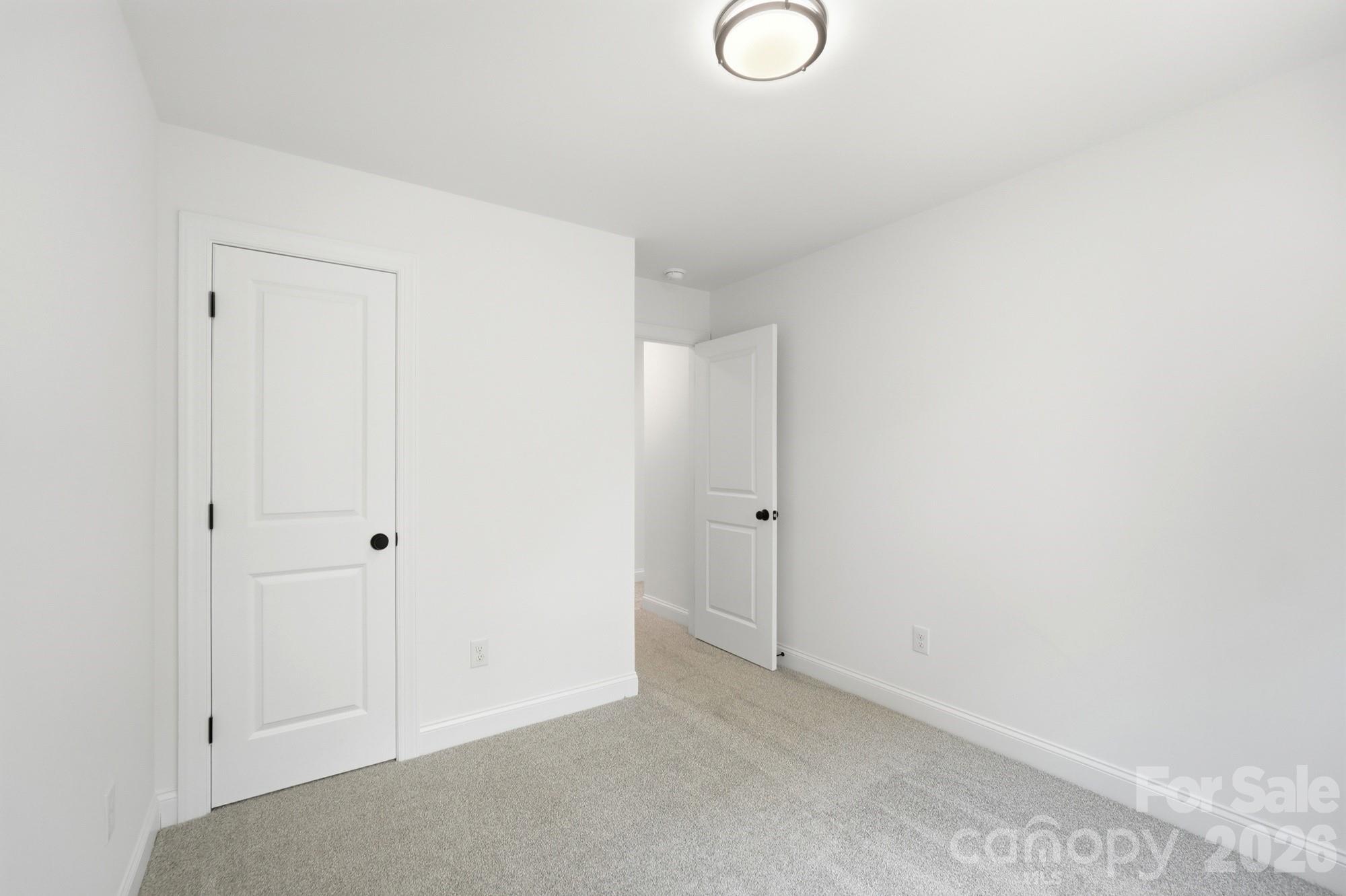 116 7th Avenue SE — Hickory