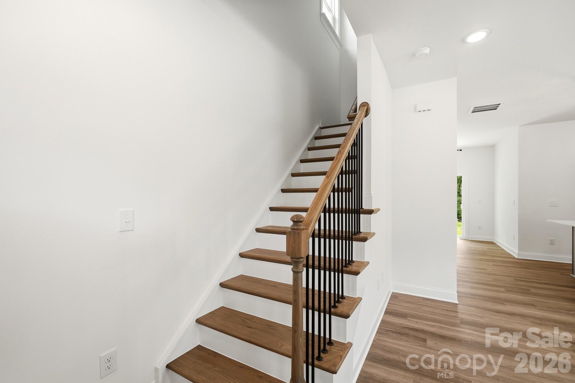 116 7th Avenue SE — Hickory