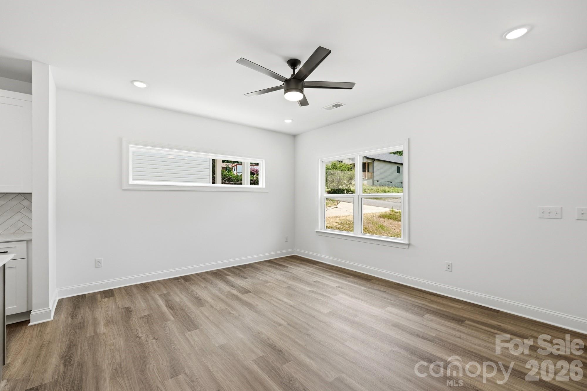 116 7th Avenue SE — Hickory