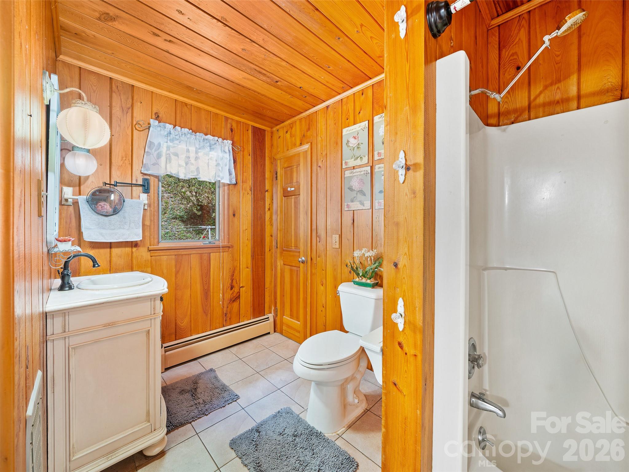 1065 Upper Pig Pen Road — Green Mountain