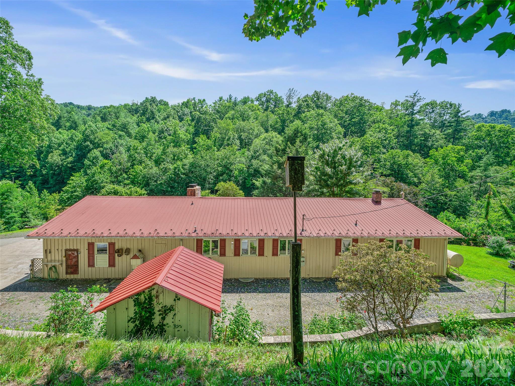 1065 Upper Pig Pen Road — Green Mountain