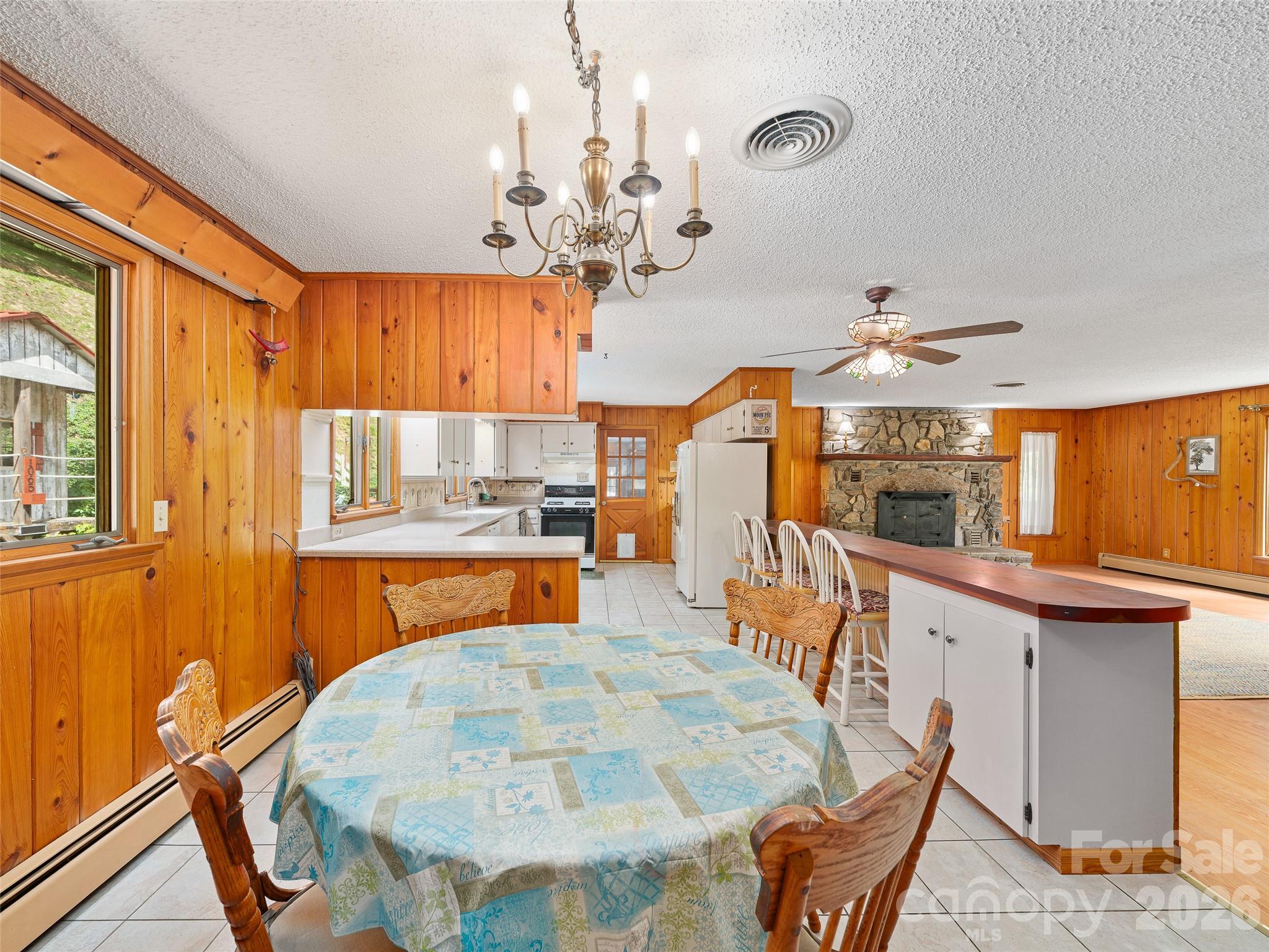 1065 Upper Pig Pen Road — Green Mountain