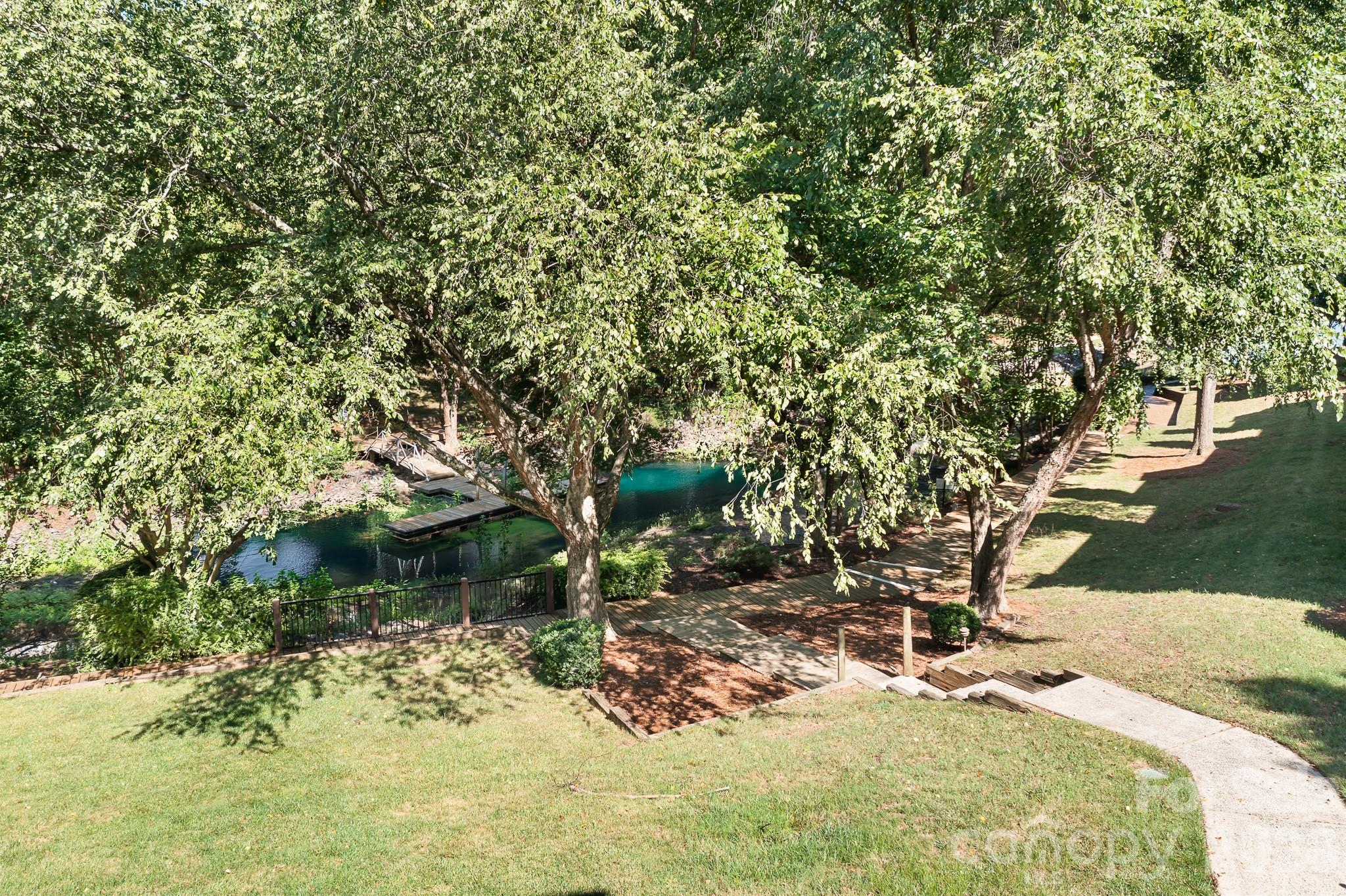 19843 Henderson Road #K — Cornelius