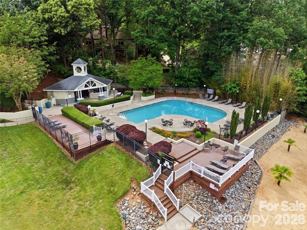 19843 Henderson Road #K — Cornelius
