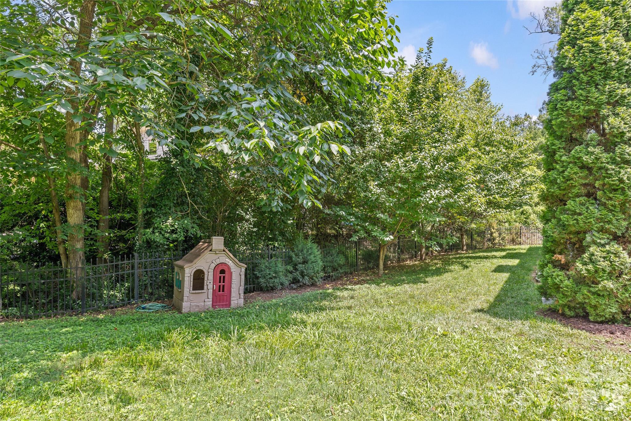 2141 Chatham Avenue — Charlotte
