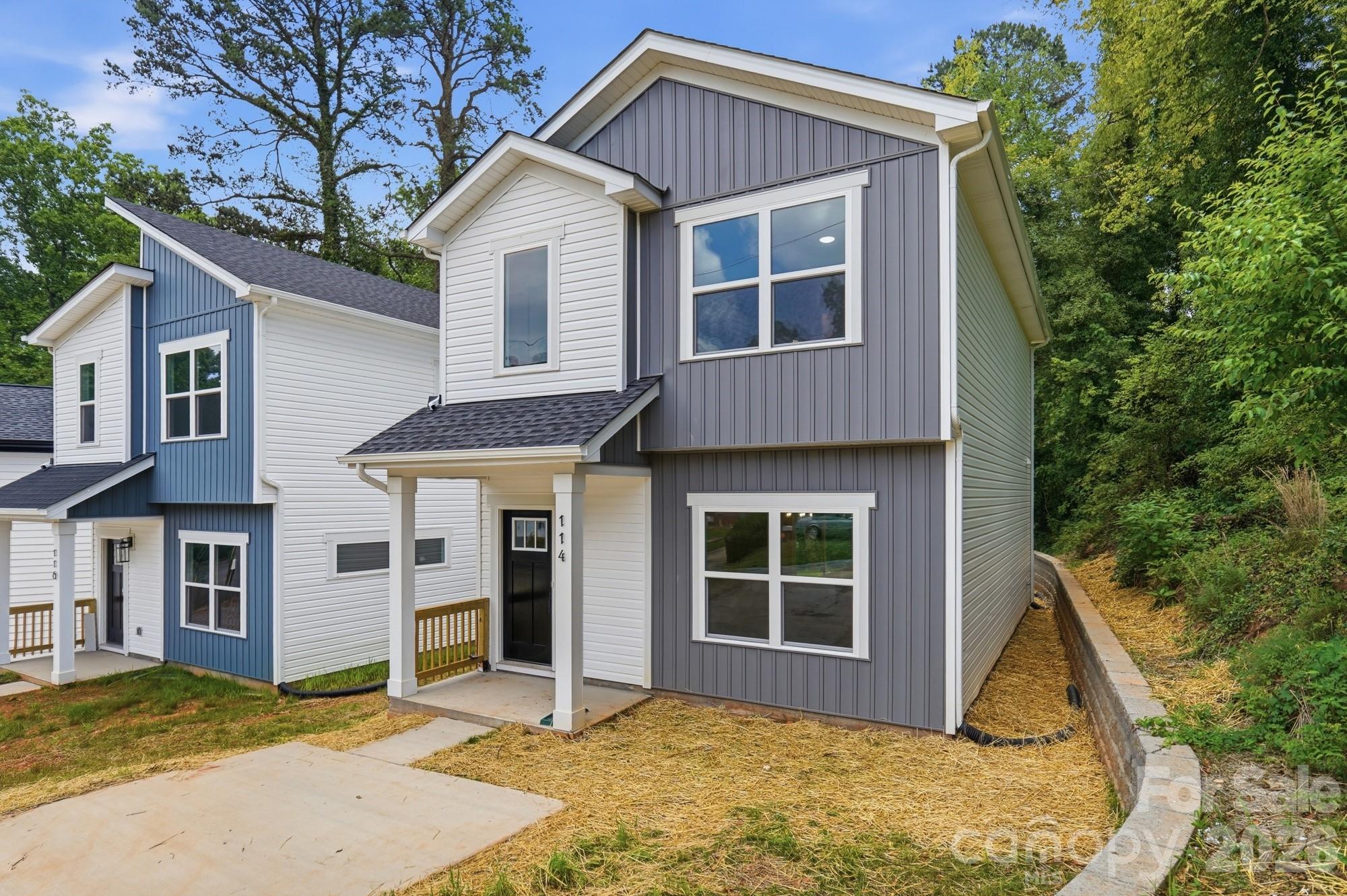 114 7th Avenue SE — Hickory