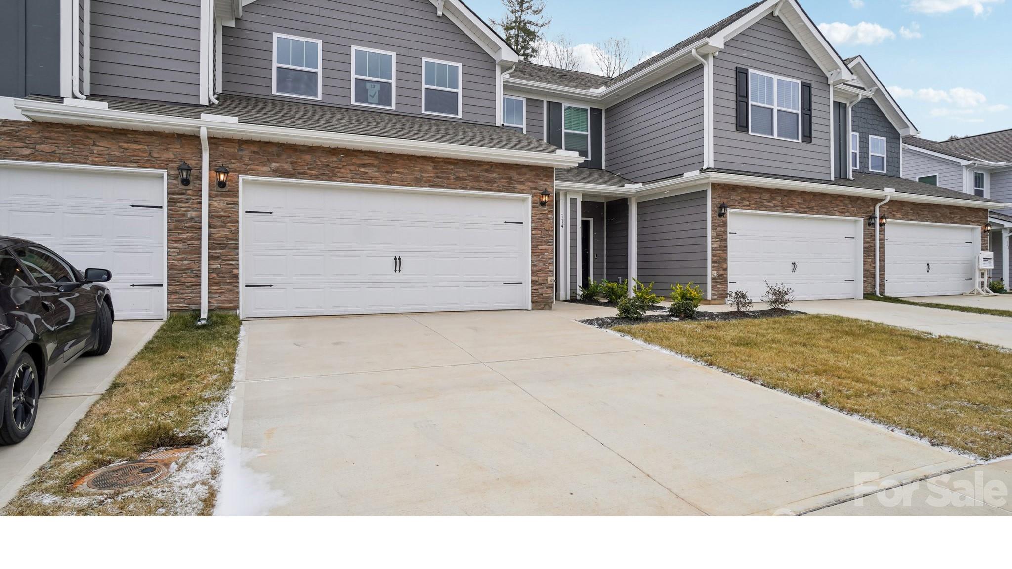 204 Driscoll Way — Weaverville