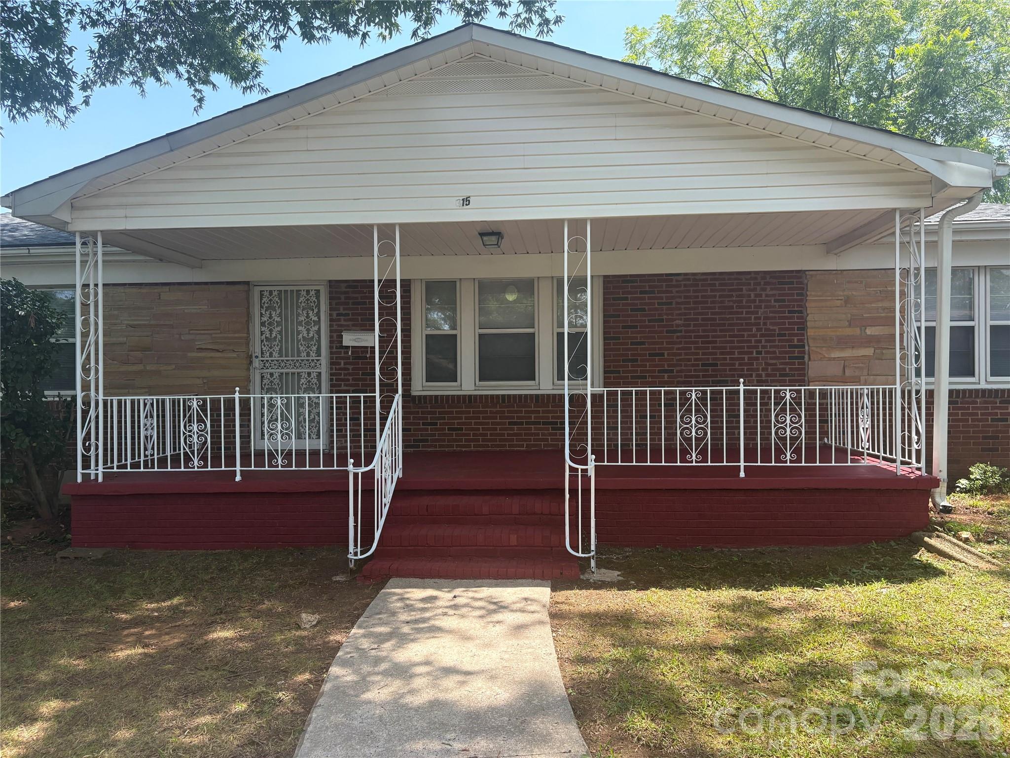 315 Parkview Avenue SW — Concord