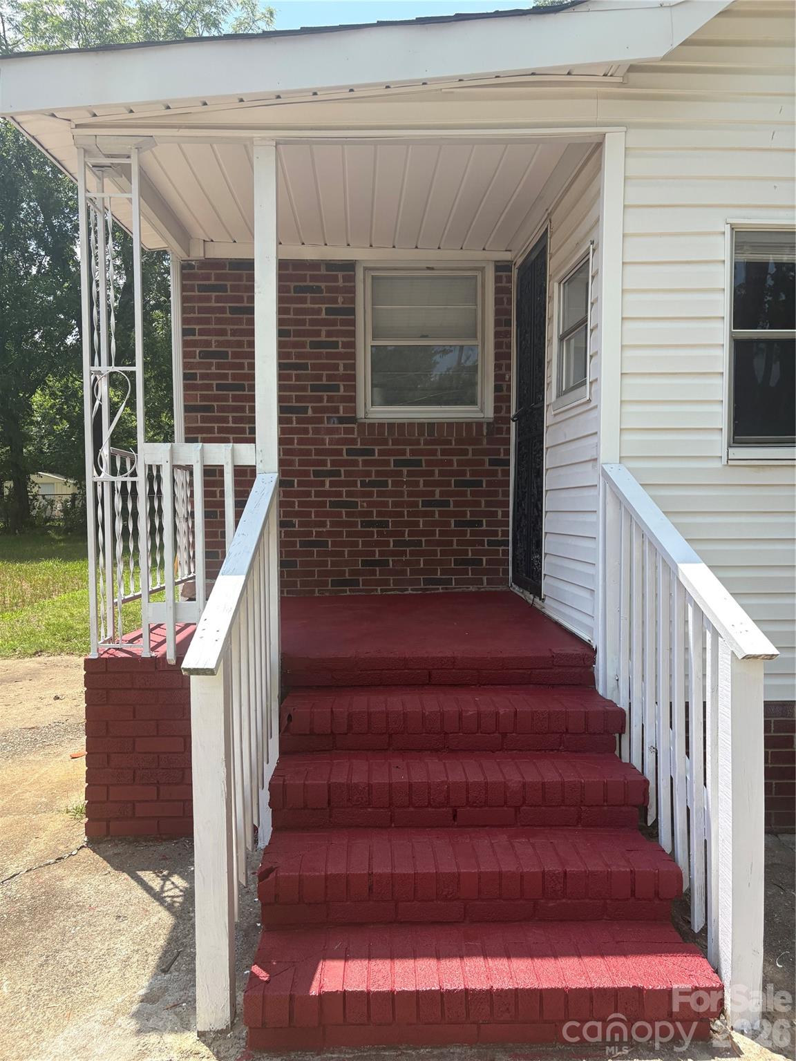 315 Parkview Avenue SW — Concord