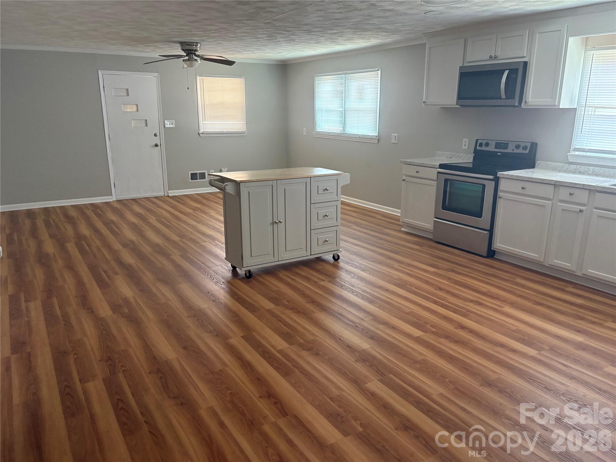 315 Parkview Avenue SW — Concord