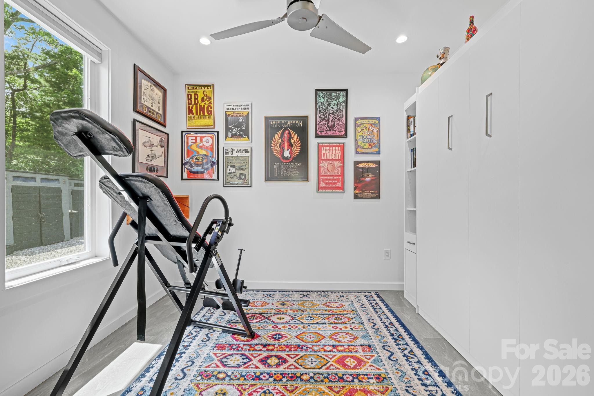 337 Leatherbreeches Drive — Tuckasegee
