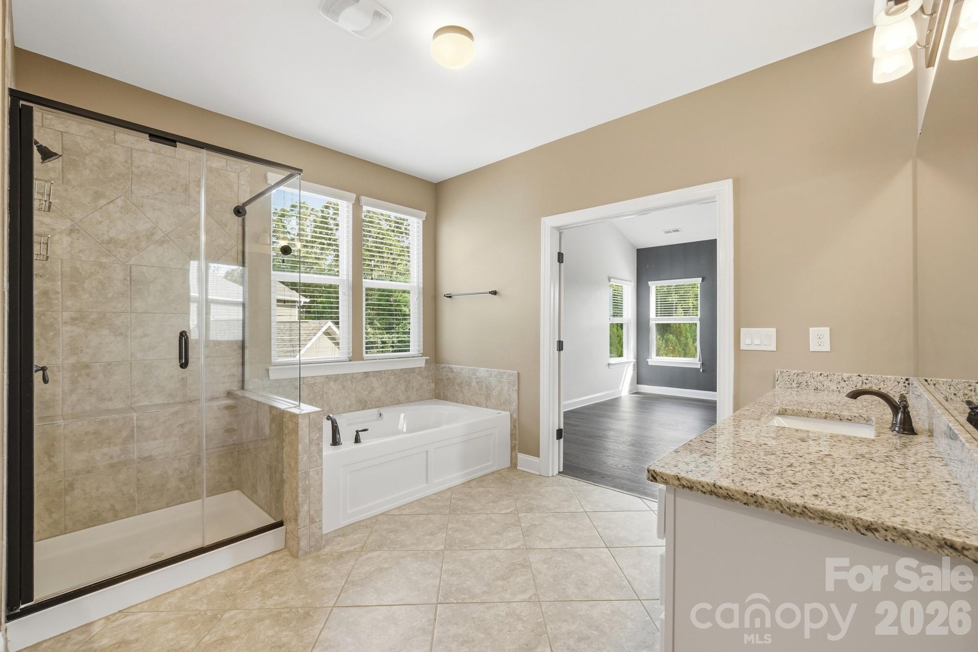 102 Chadderton Way — Waxhaw