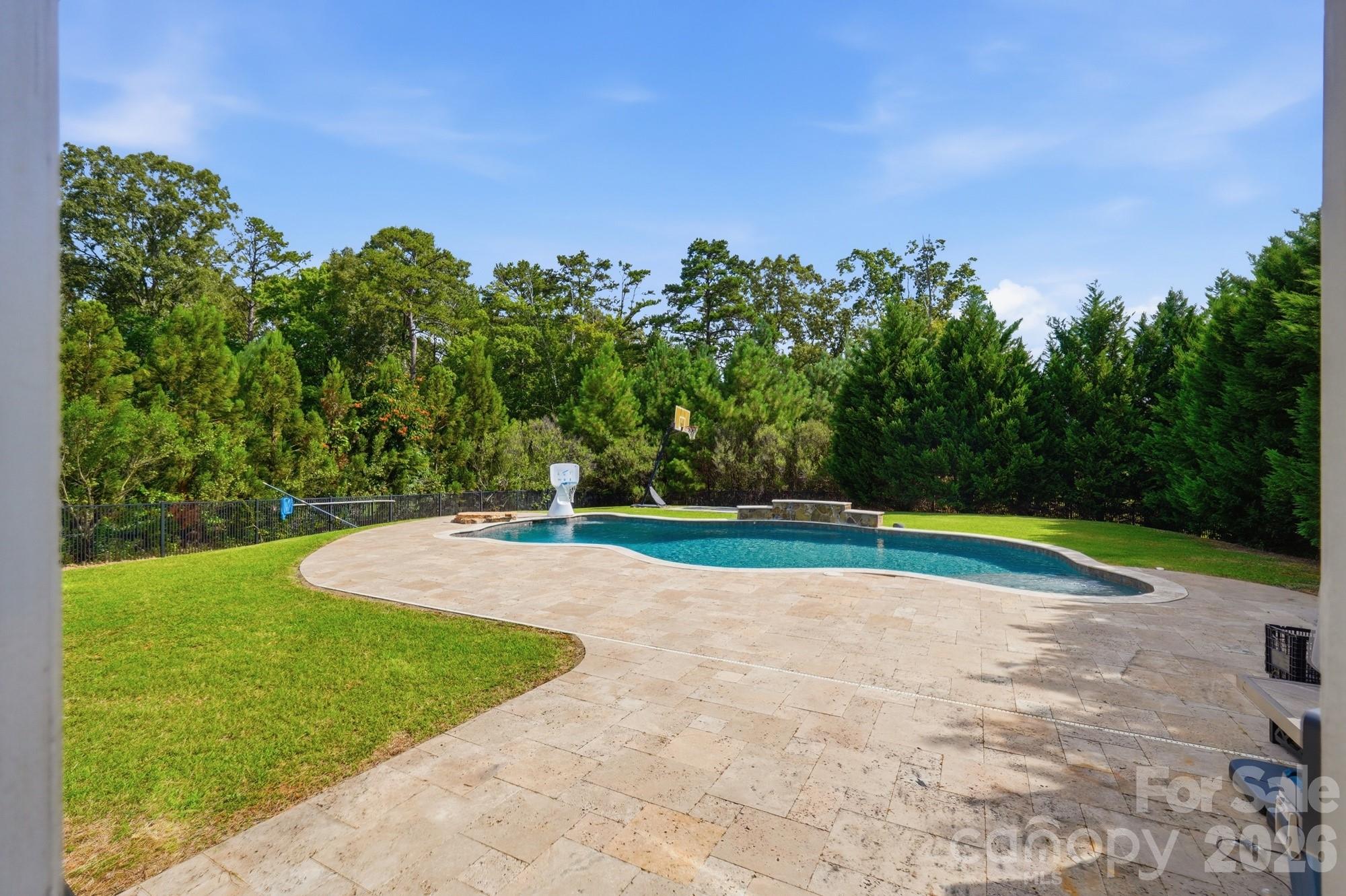 102 Chadderton Way — Waxhaw