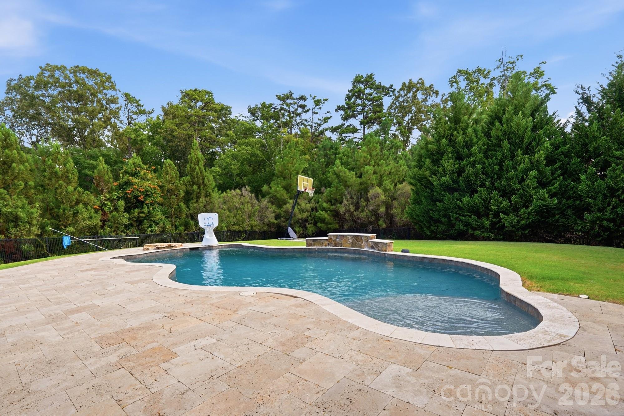 102 Chadderton Way — Waxhaw