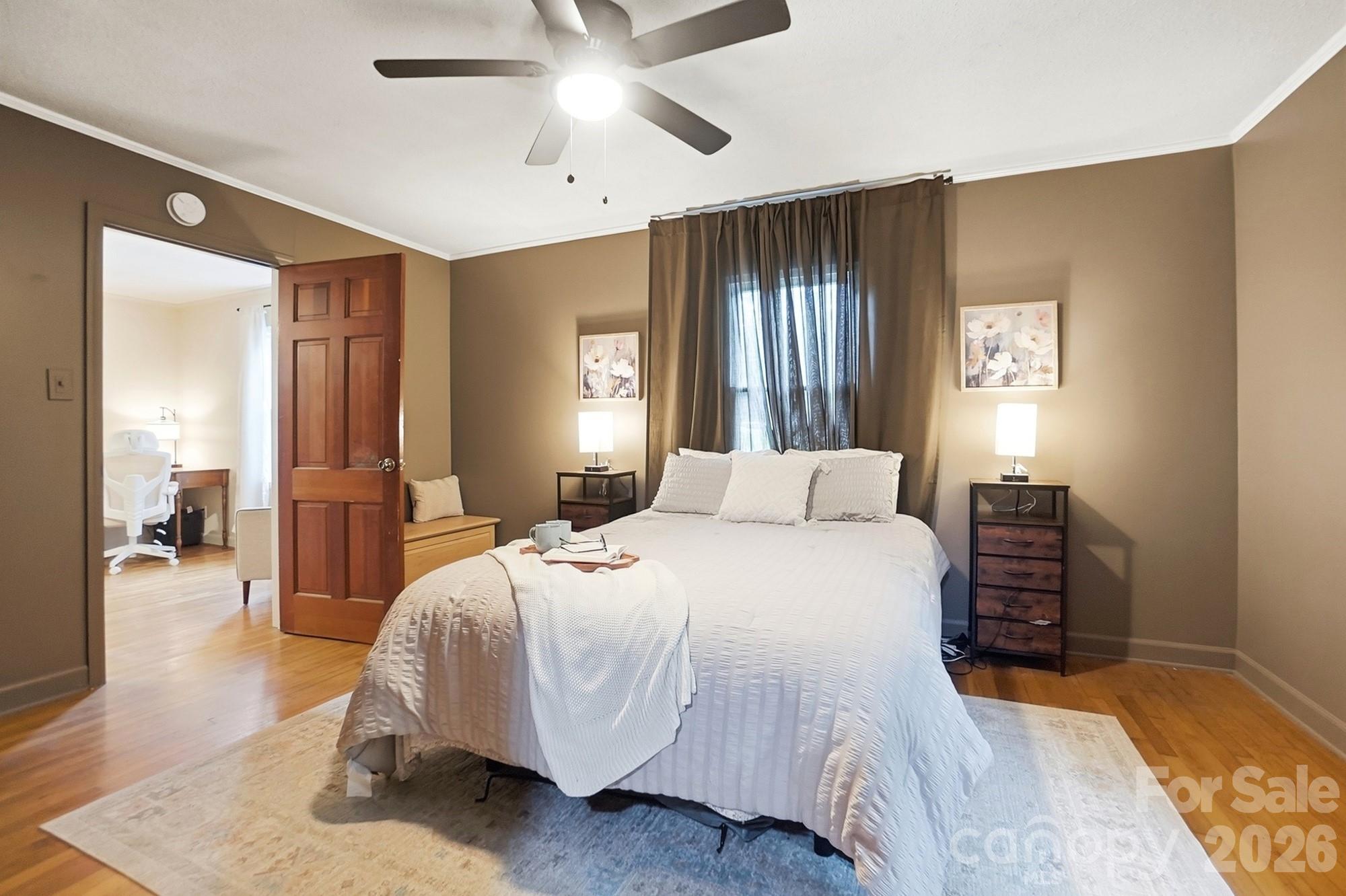 1021 Wedgewood Road — Lancaster