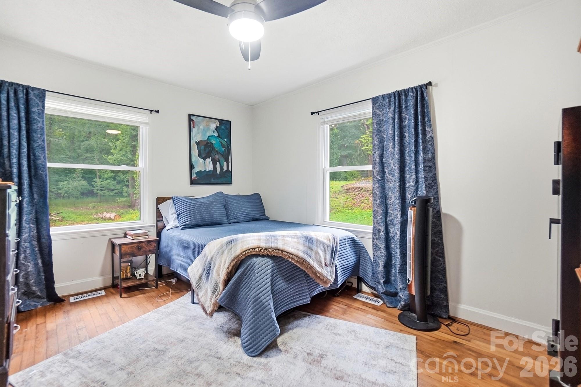 1021 Wedgewood Road — Lancaster